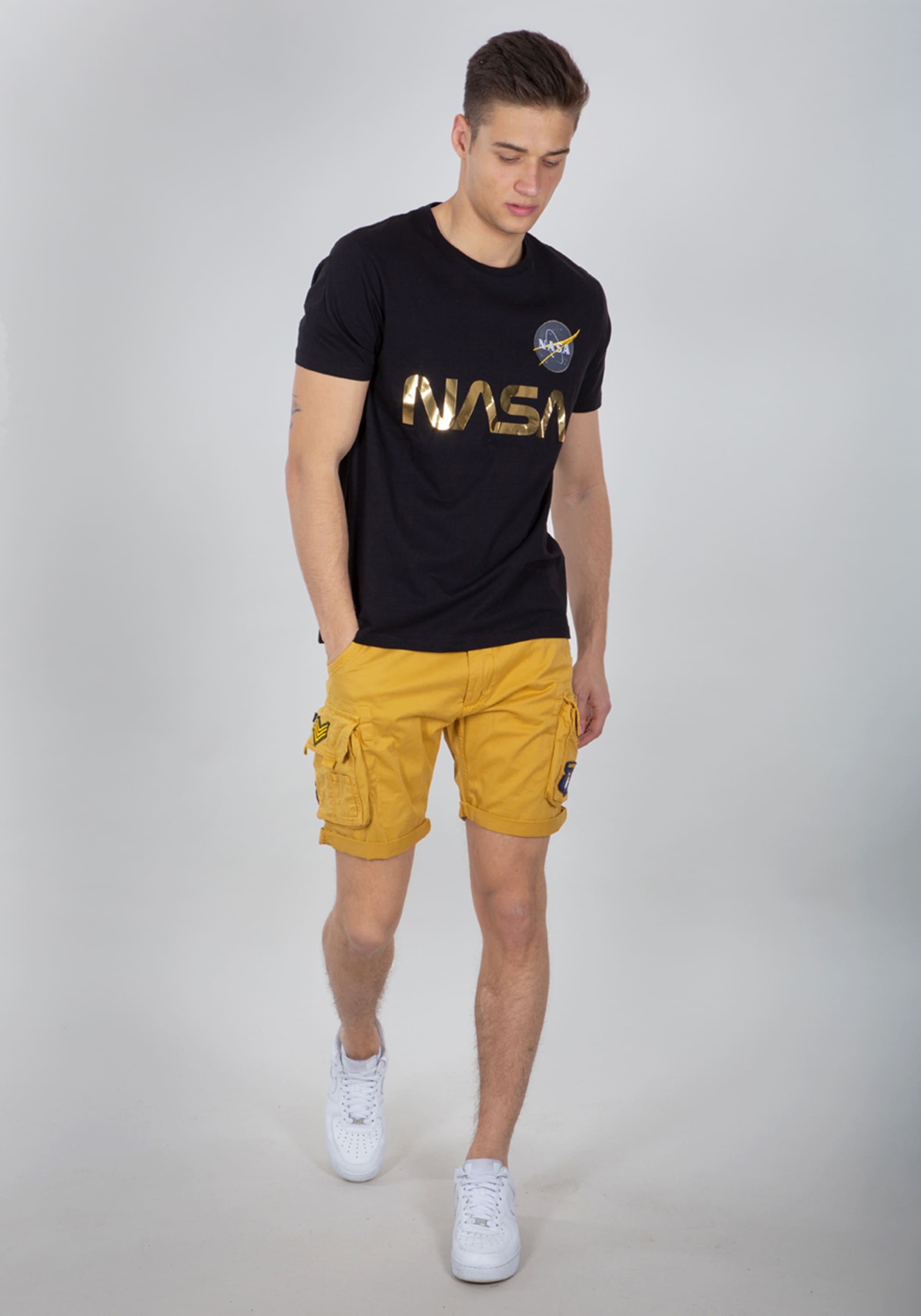 Alpha Industries Shorts »Alpha Industries Men - Shorts Crew Short Patch«