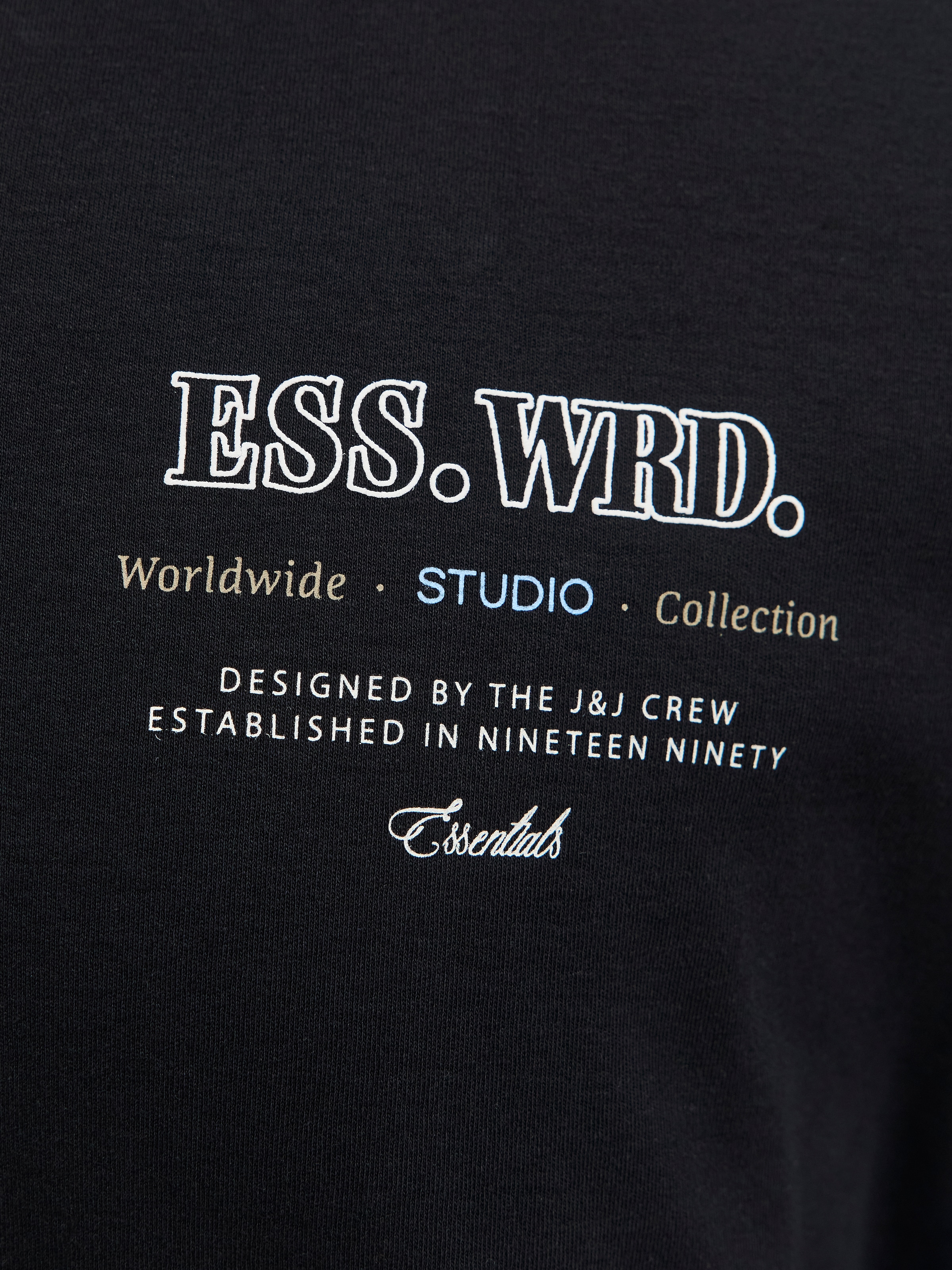 Jack & Jones PlusSize T-shirt »JJEURBAN EDGE STUDIO TEE SS SN PLS« mit Logobranding