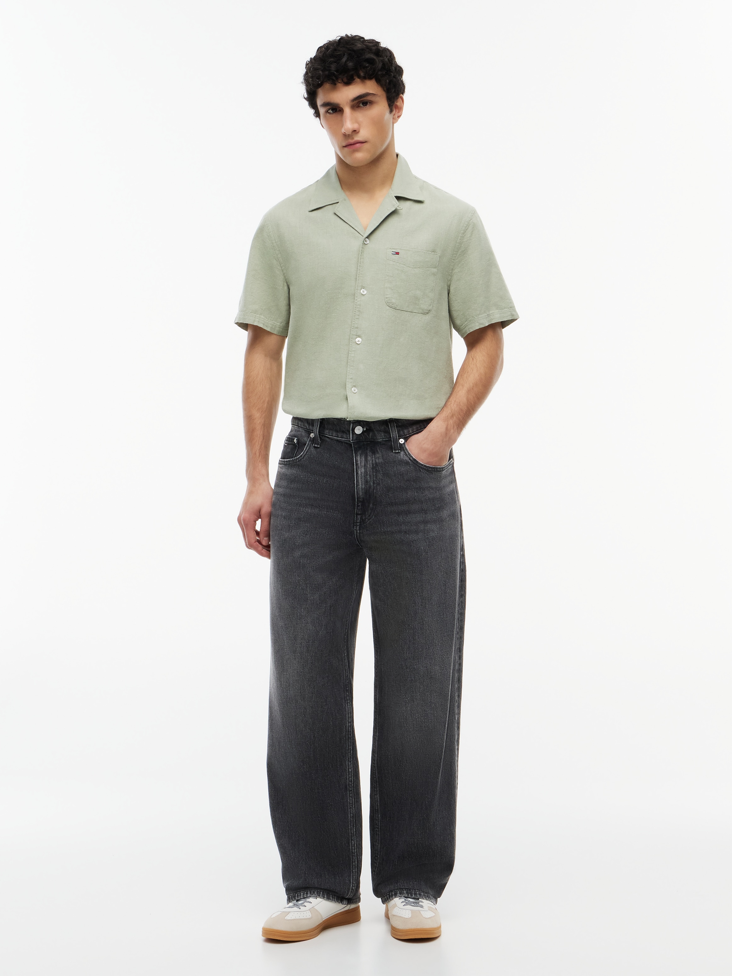 Tommy Jeans Jeans Relax-fit »JAIMIE RELAXED« Coupe décontractée style 5 poches, jambe droite