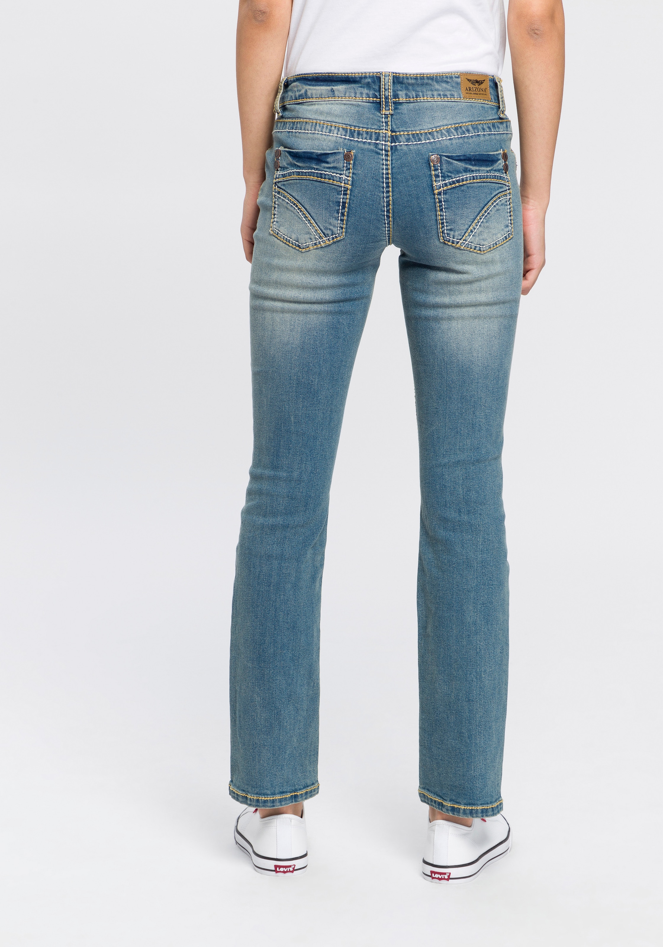 Gerade Jeans »Kontrastnähte«, Mid Waist