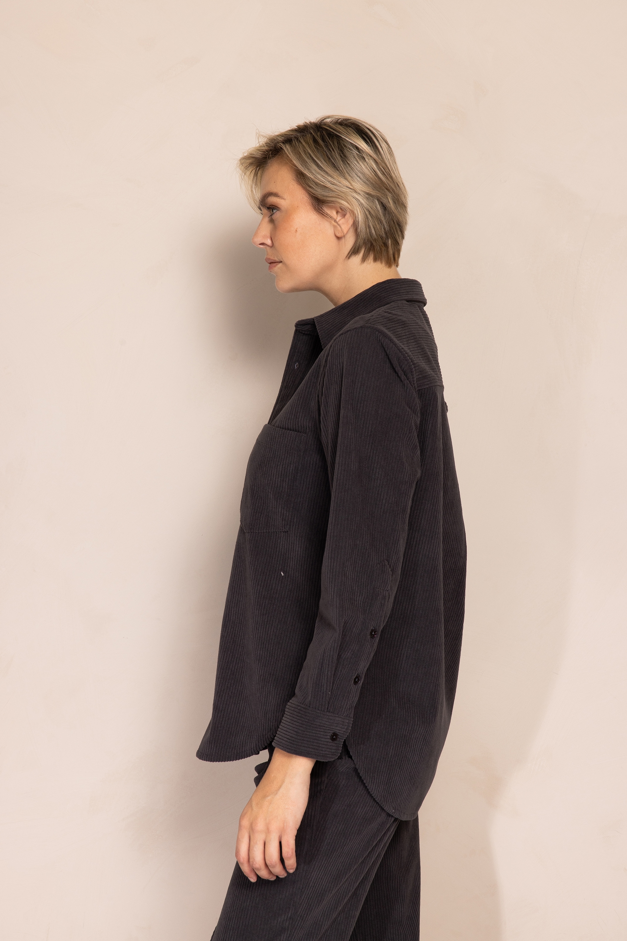 Zhrill Hemdbluse »ZHTJURA« mit feiner Cordstruktur, lockerer, gerader Schnitt