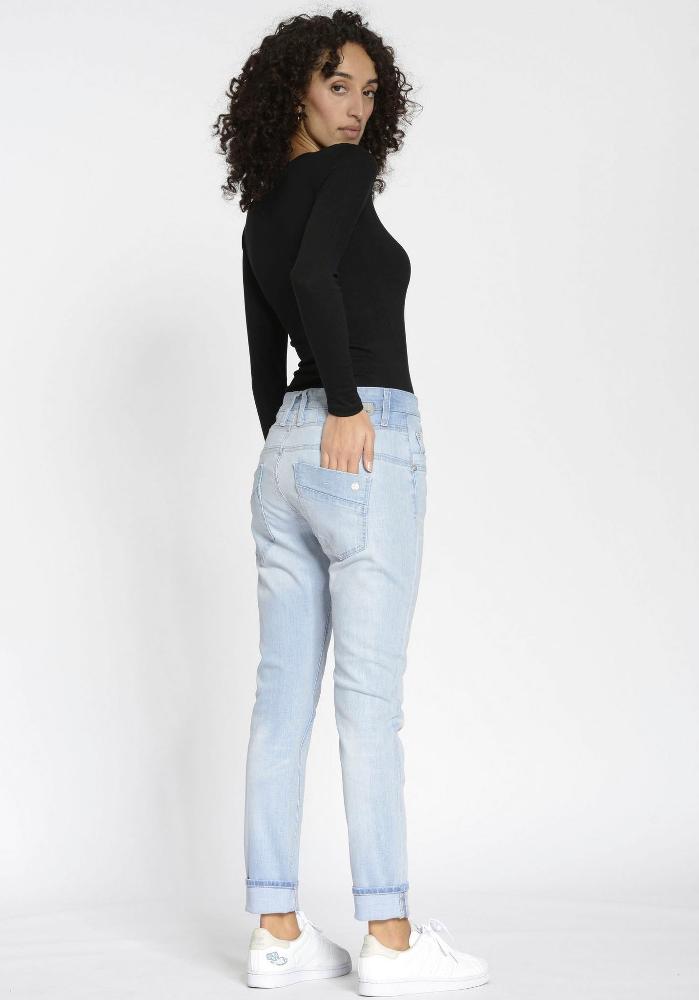 GANG Relax-fit-Jeans »94GERDA«, elastische Denimqualität für hohen Tragekomfort