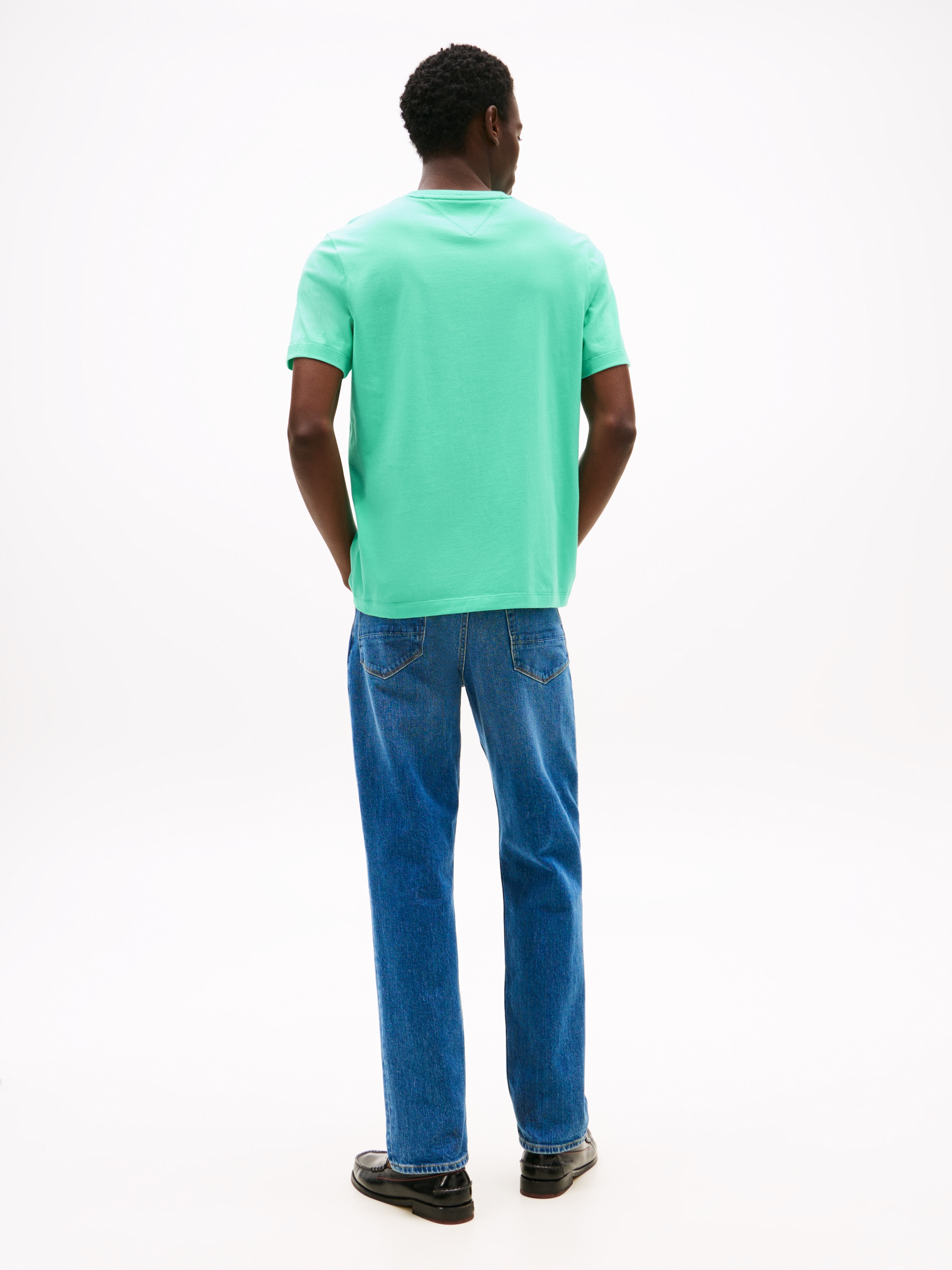 Tommy Hilfiger T-Shirt »ESSENTIAL REG FIT SOLID TEE«, mit Rundhalsausschnitt