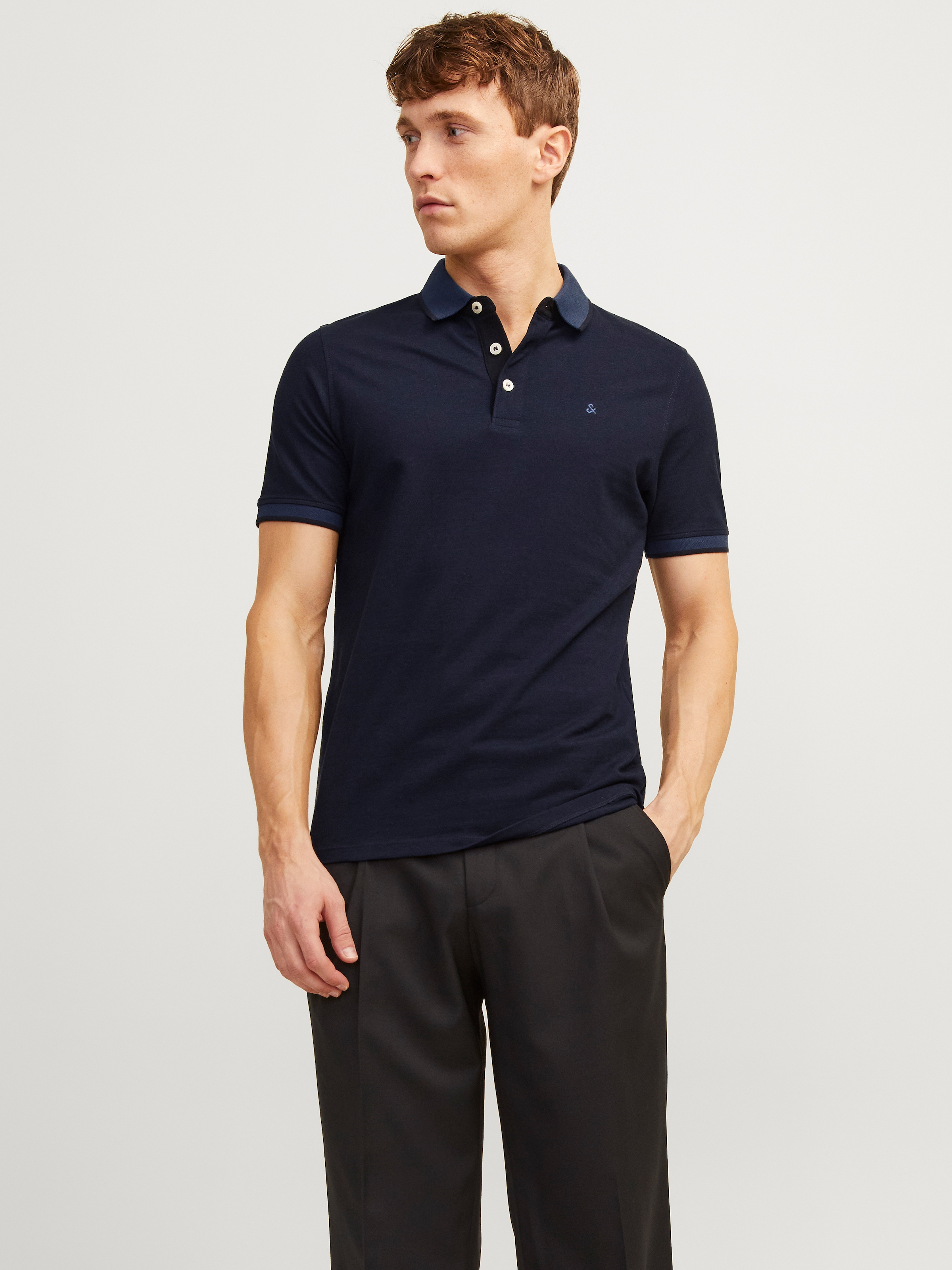 Jack & Jones Polo »JJEPAULOS  Poloshirt mit klassischem Kragen und figurbetonter Form« broderie logo, tendance, étroit, coton, col polo
