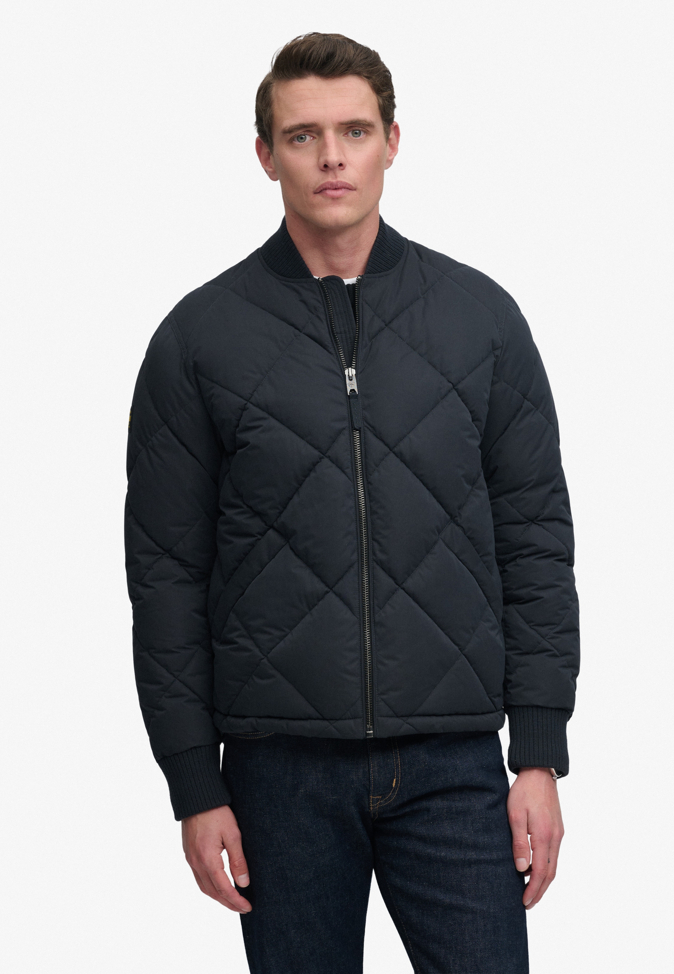 Image of Superdry Steppjacke "DIAMOND QUILT JACKET" Regular Fit, mit Reissverschluss, aus Polyester und Kunstfaser