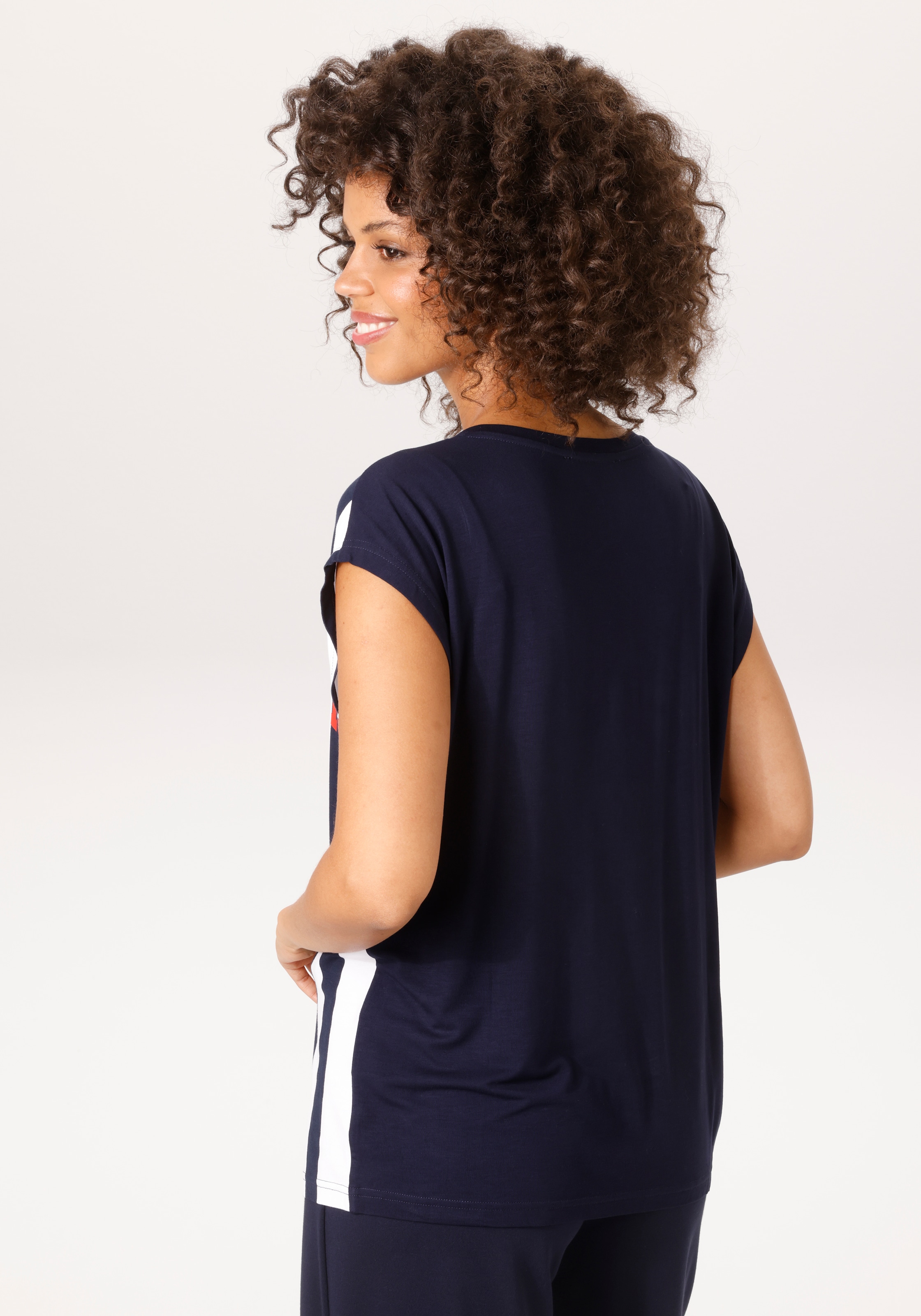 Aniston CASUAL T-Shirt mit Foliendruck auf dem gestreiften Vorderteil