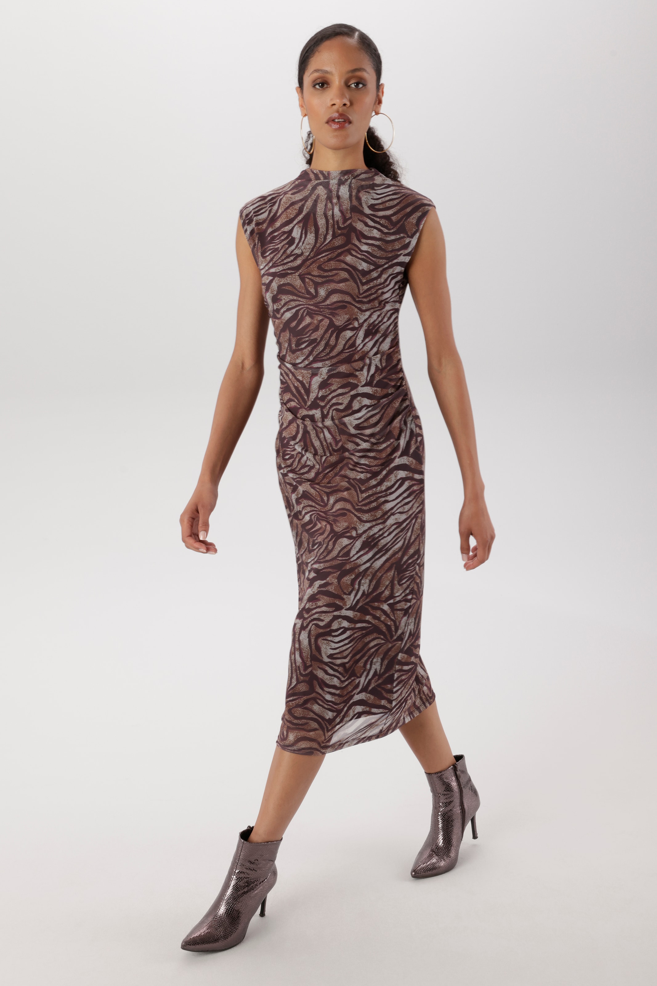 Image of Aniston SELECTED Midikleid In Mesh-Qualiät und im angesagten Animalprint