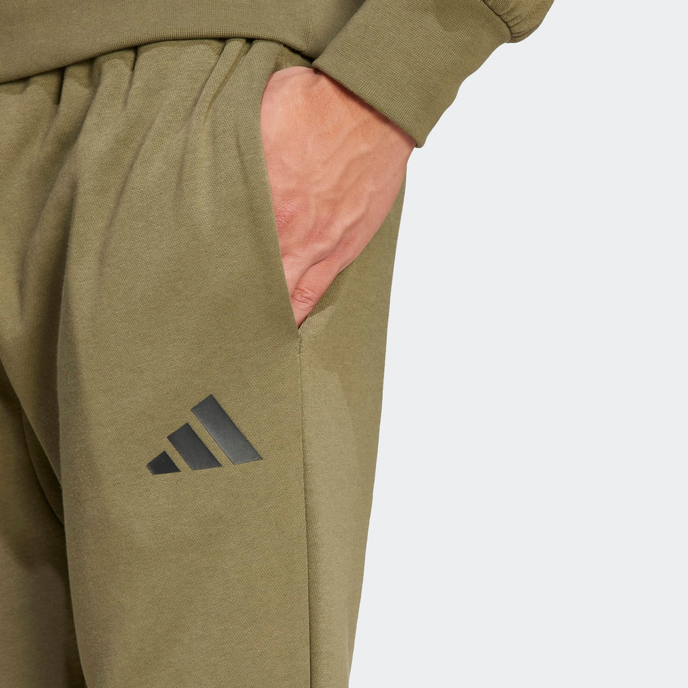 adidas Sportswear Sporthose »M FEELCOZY PANT«, (1 tlg.)