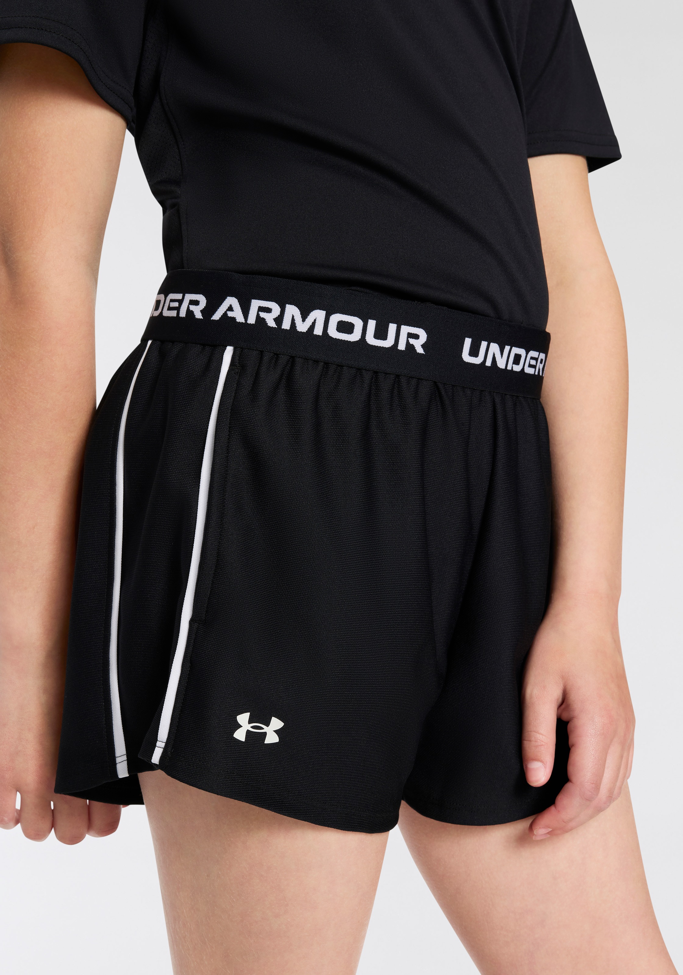 Under Armour® Trainingsshorts »TECH«, Für Kinder