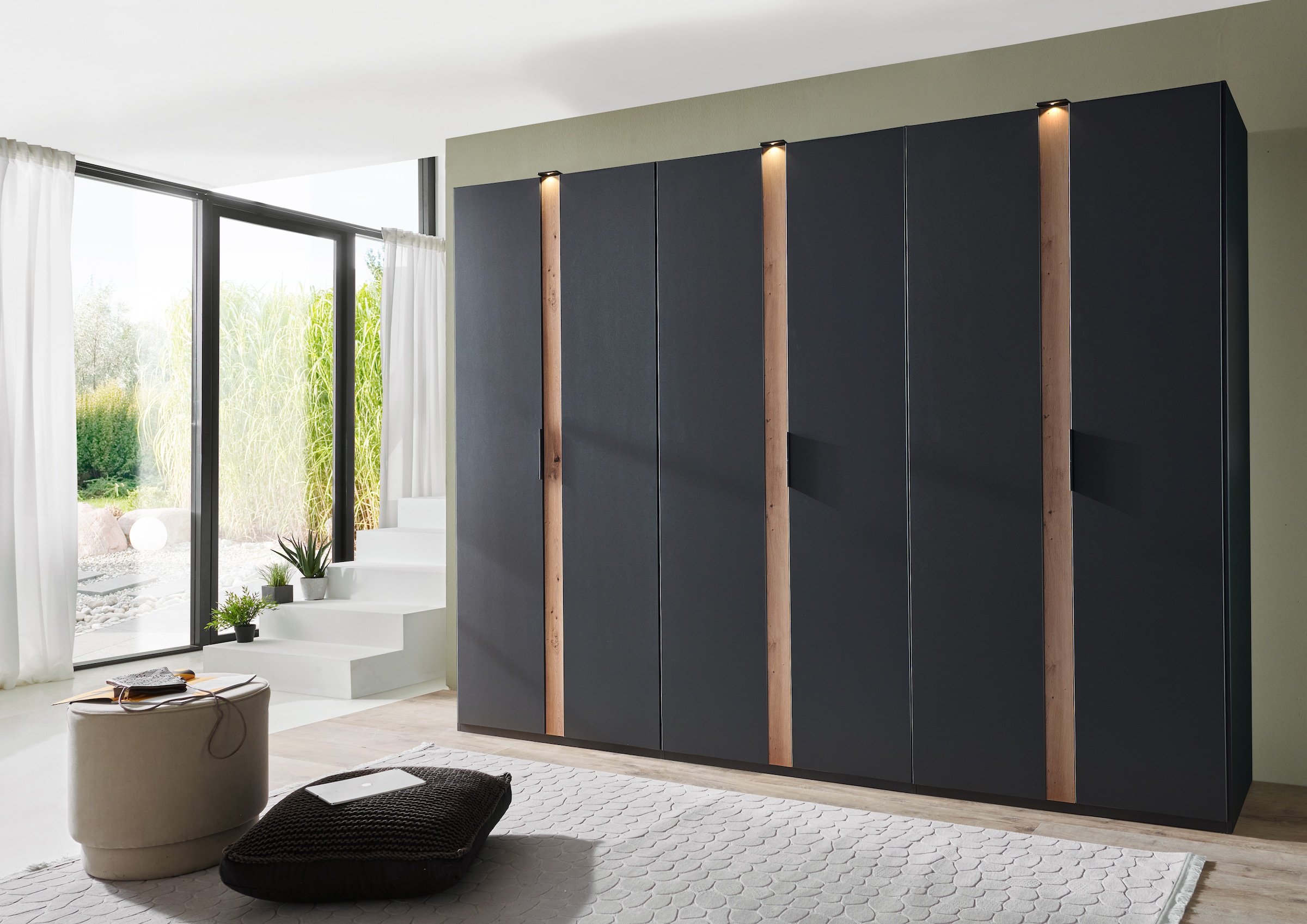 Wimex Drehtürenschrank »Rimini by fresh to go, weiss oder graphit mit schwarzen Metallgriffen«, inklusive LED Beleuchtung, 3 Breiten: 200, 250 oder 300cm, 216cm hoch