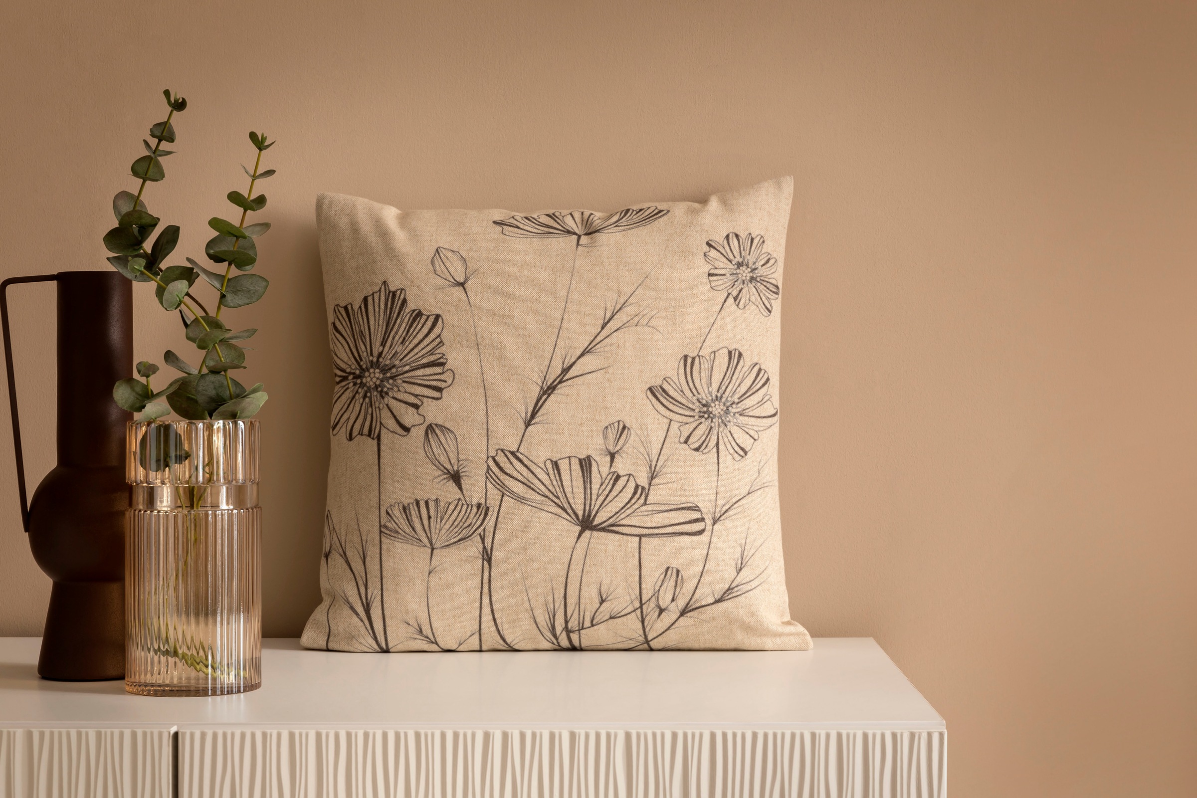 done.® Kissenhülle »Flower Meadow«, (1 St.), Beidseitig bedruckte Kissenhülle aus Canvas-Stoff mit Leinenanteil
