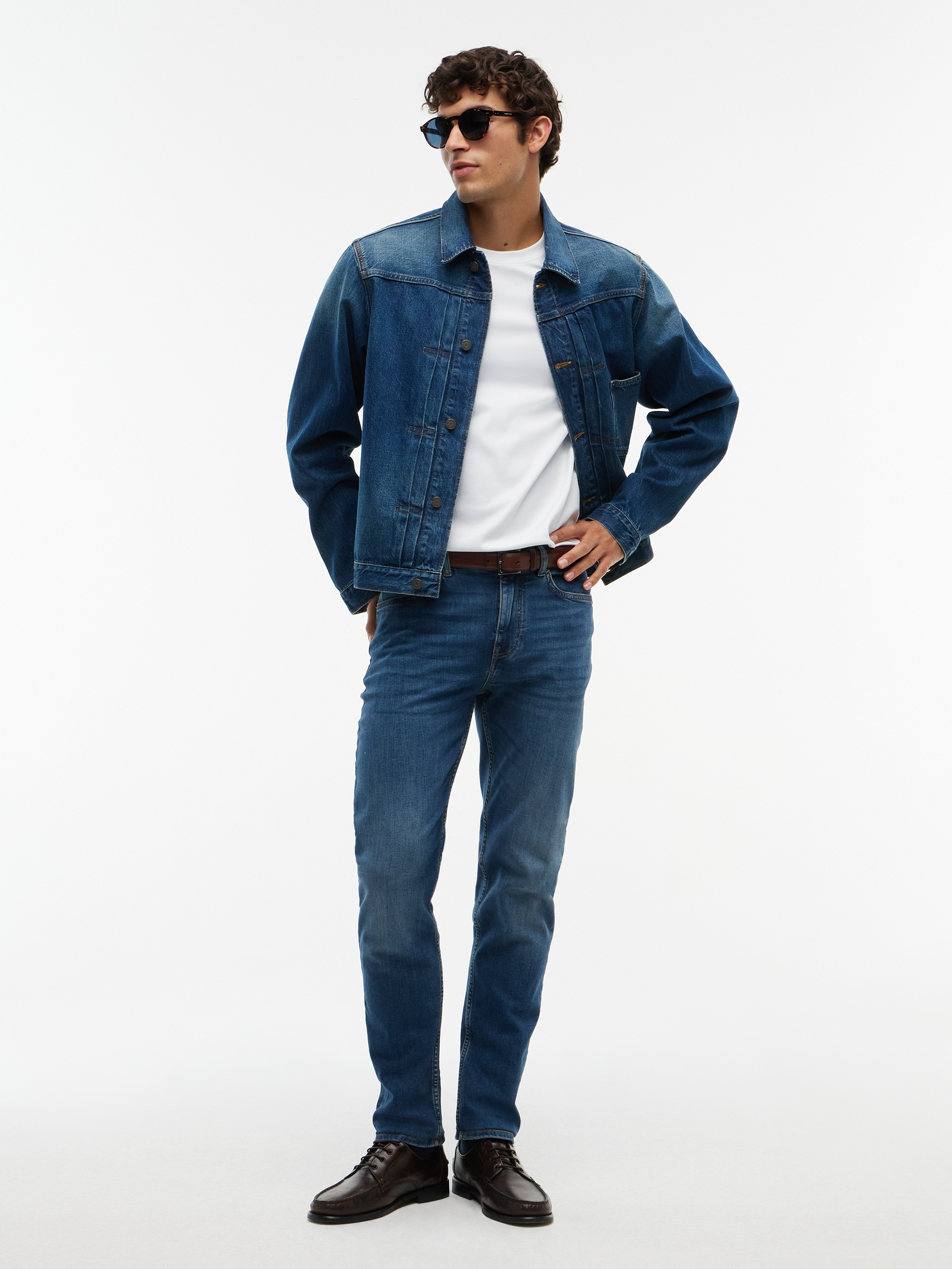 Tommy Hilfiger Slim-fit-Jeans »CORE BLEECKER« mit dezenter Waschung