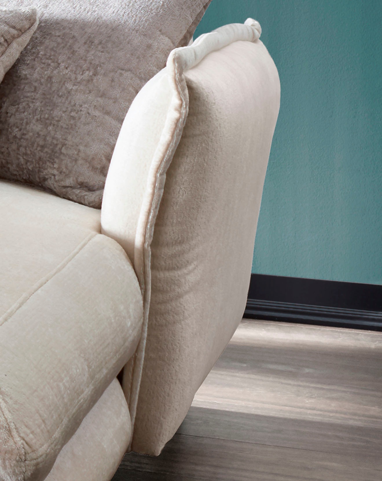 INOSIGN Ecksofa »Lazio modern und bequem, schmale Armlehnen, tolle Detailverarbeitung«, zwei verschiedene Fussfarben wählbar