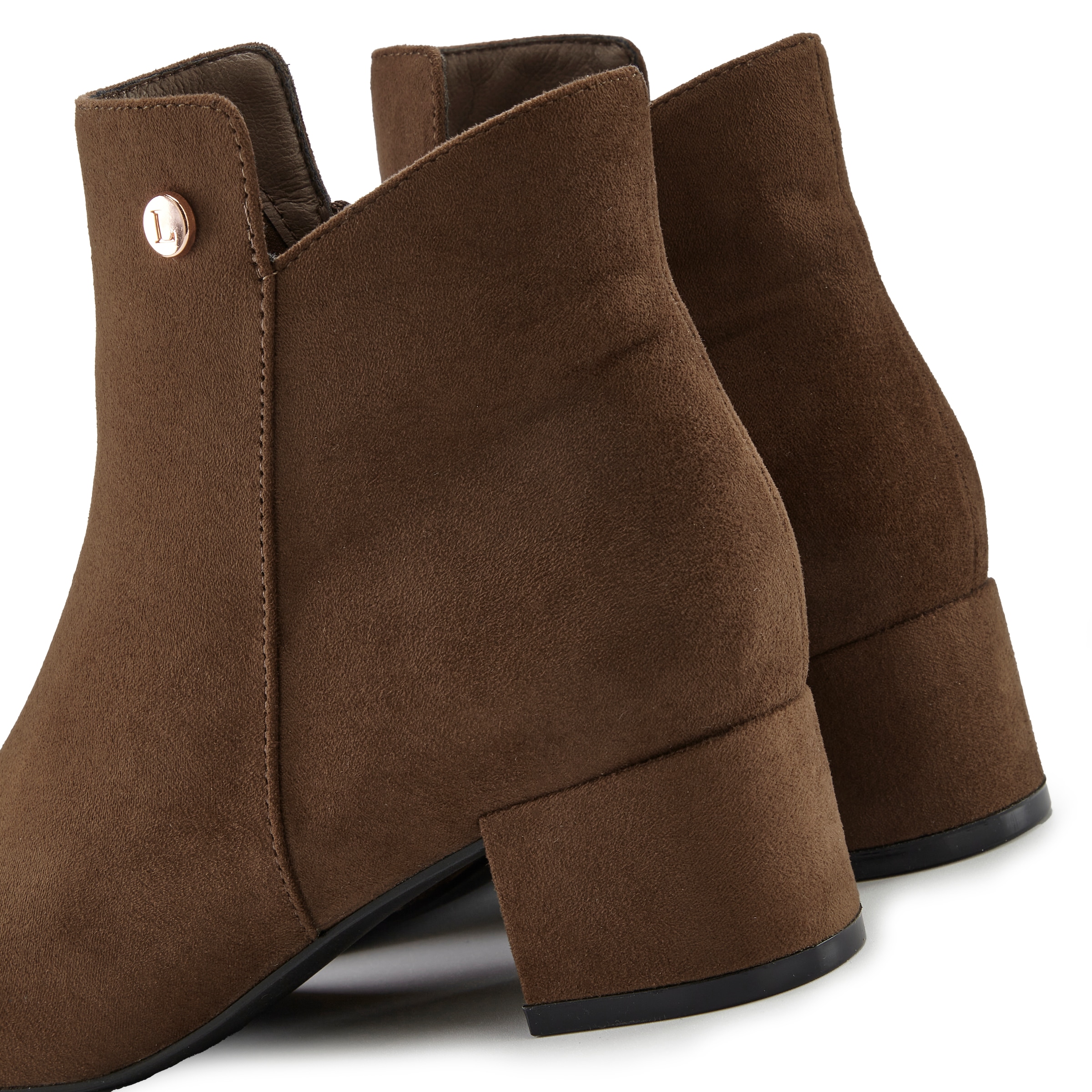 LASCANA Stiefelette, mit bequemen Blockabsatz, Ankle Boots, Stiefel VEGAN