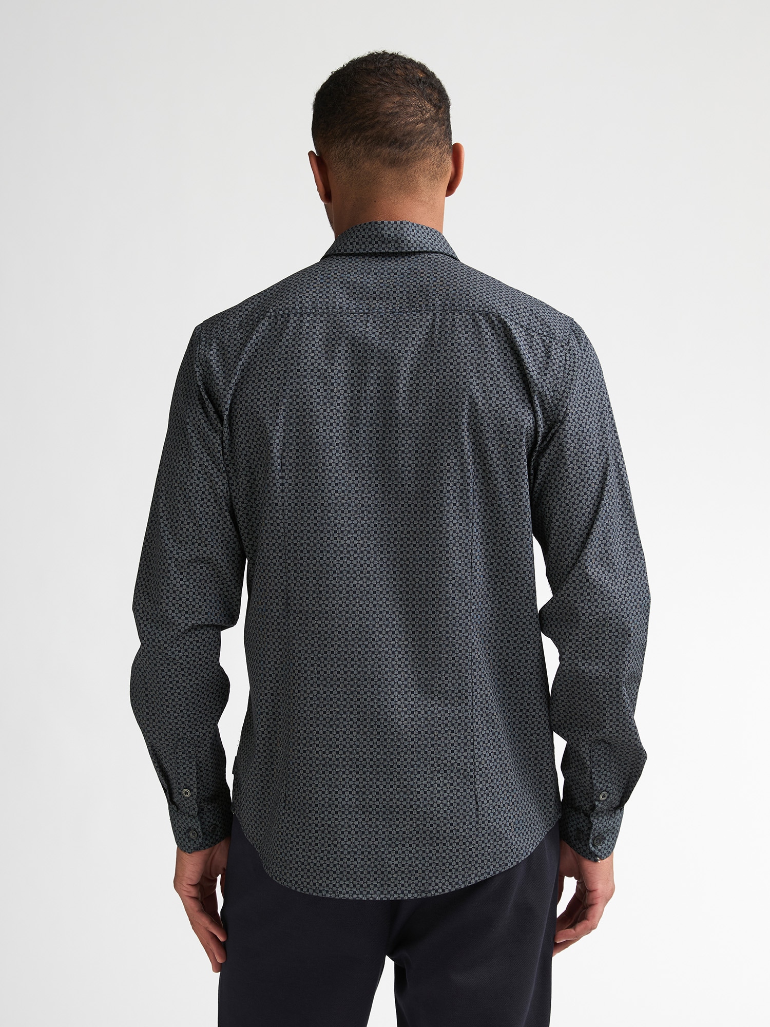 Petrol Industries Chemise à manches longues motif minimaliste, coupe étroite