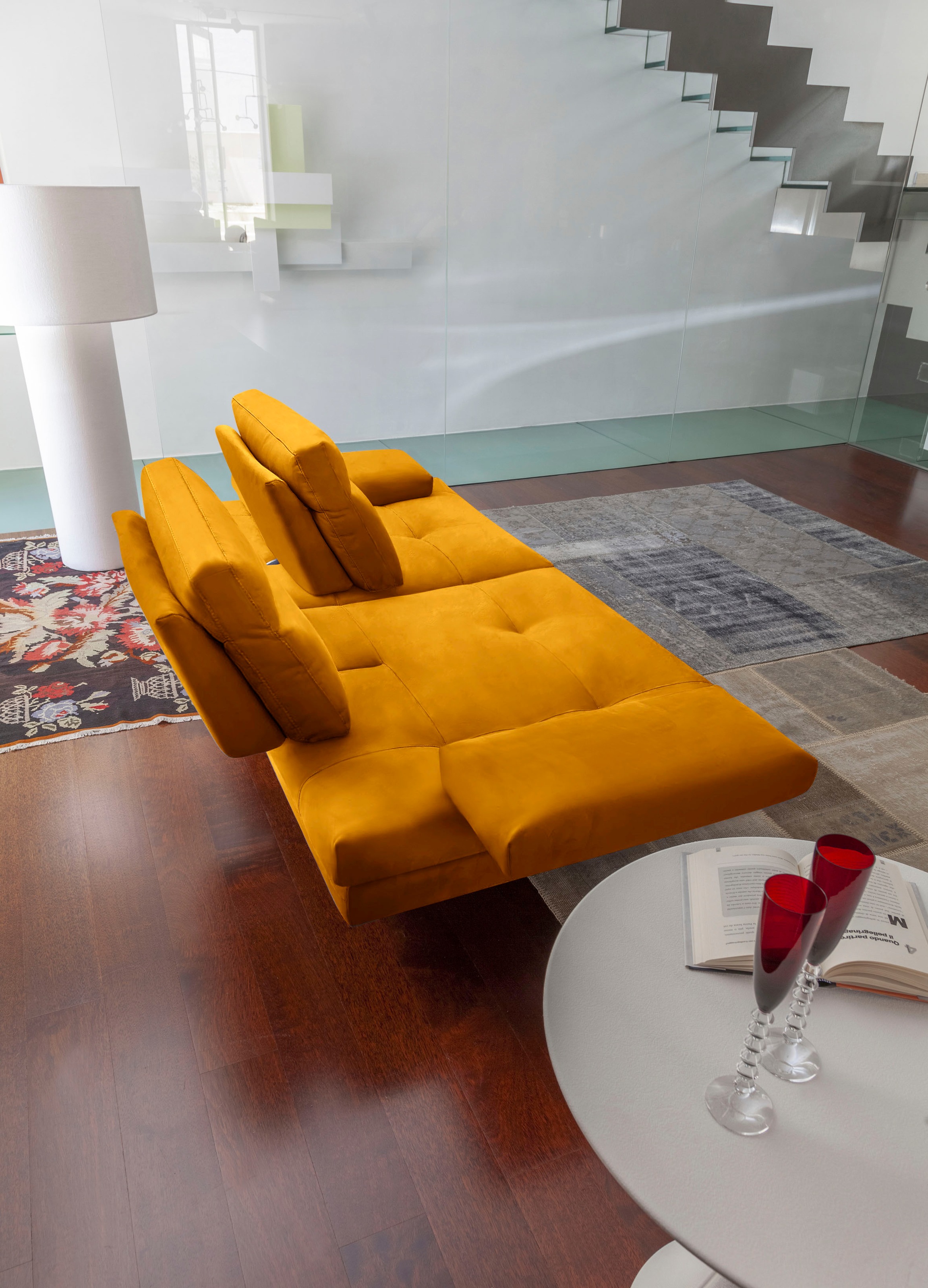 CALIA ITALIA 3,5-Sitzer »Toby Wing, italienisches Designsofa, super bequem, Megasofa«, inkl. Sitztiefenverstellung und Armteilfunktion, Füsse in Schwarz matt