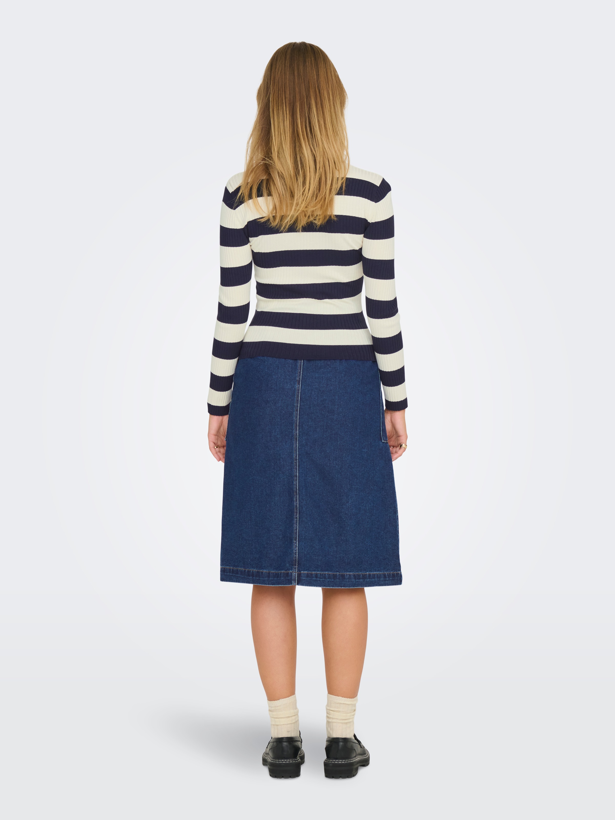 JDY Pull à col rond »JDYPLUM L/S O-NECK PULLOVER KNT NOOS«