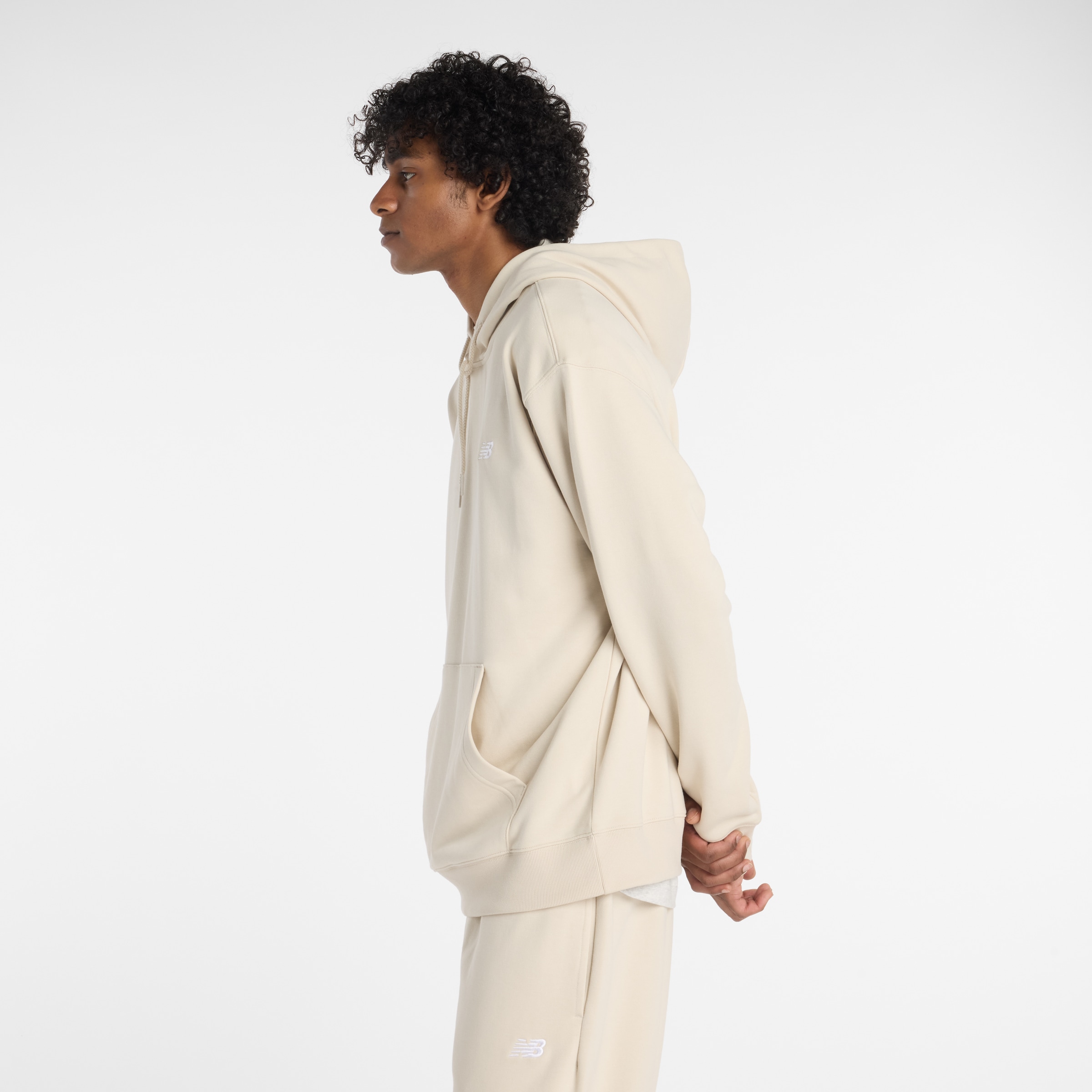 New Balance Kapuzensweatshirt »SPORT ESSENTIALS FRENCH TERRY HOODIE«, entspannte Passform, mit Kapuze
