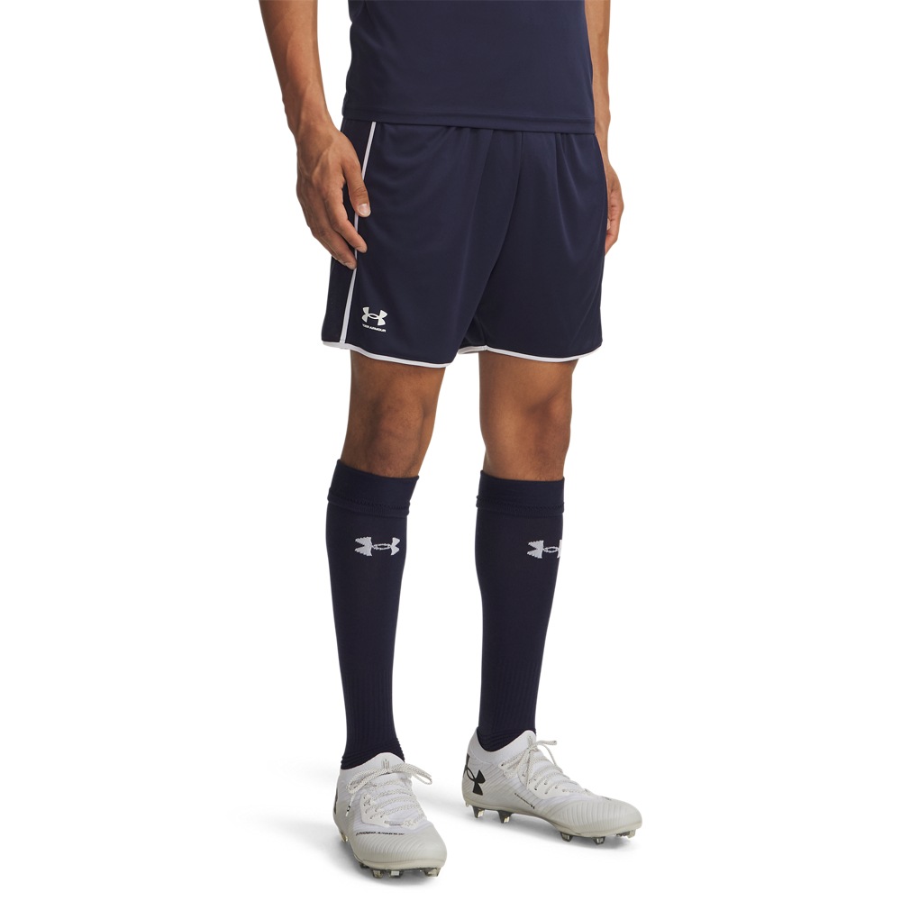 Image of Under Armour Trainingsshorts "UA M CHALLENGER TRAIN SHORT" für vielseitige Aktivitäten, leichtes Material, Sportmode-Design