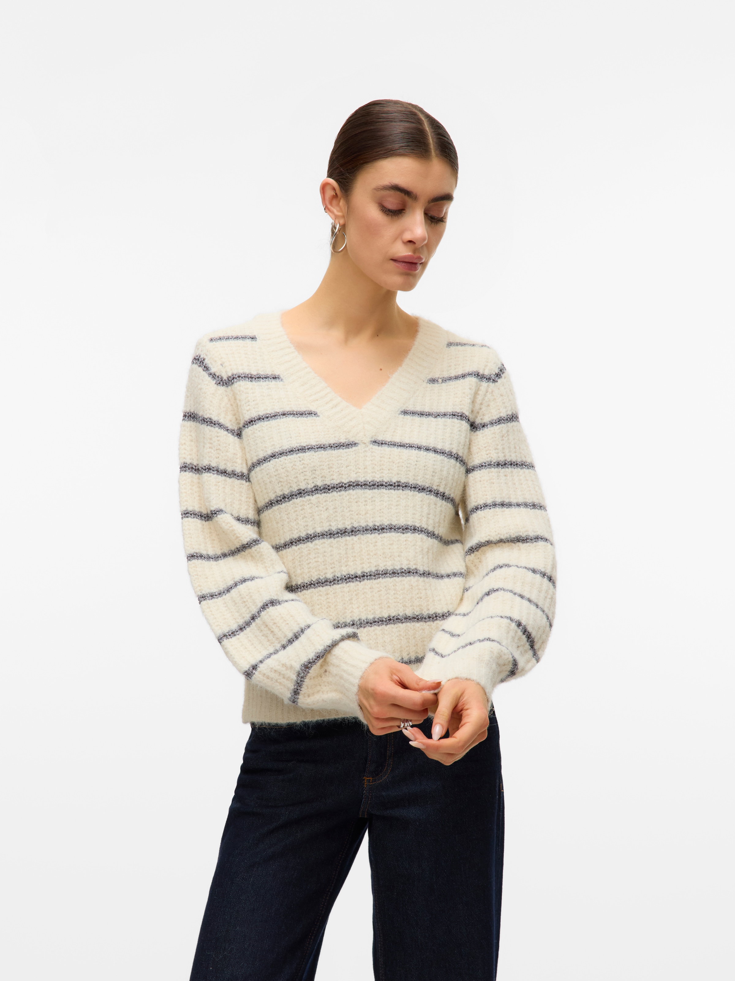 Image of Vero Moda V-Ausschnitt-Pullover "VMAWESOME SHINE LS V-NCK STRIPE PULL BOO" mit Glitzer-Effekt