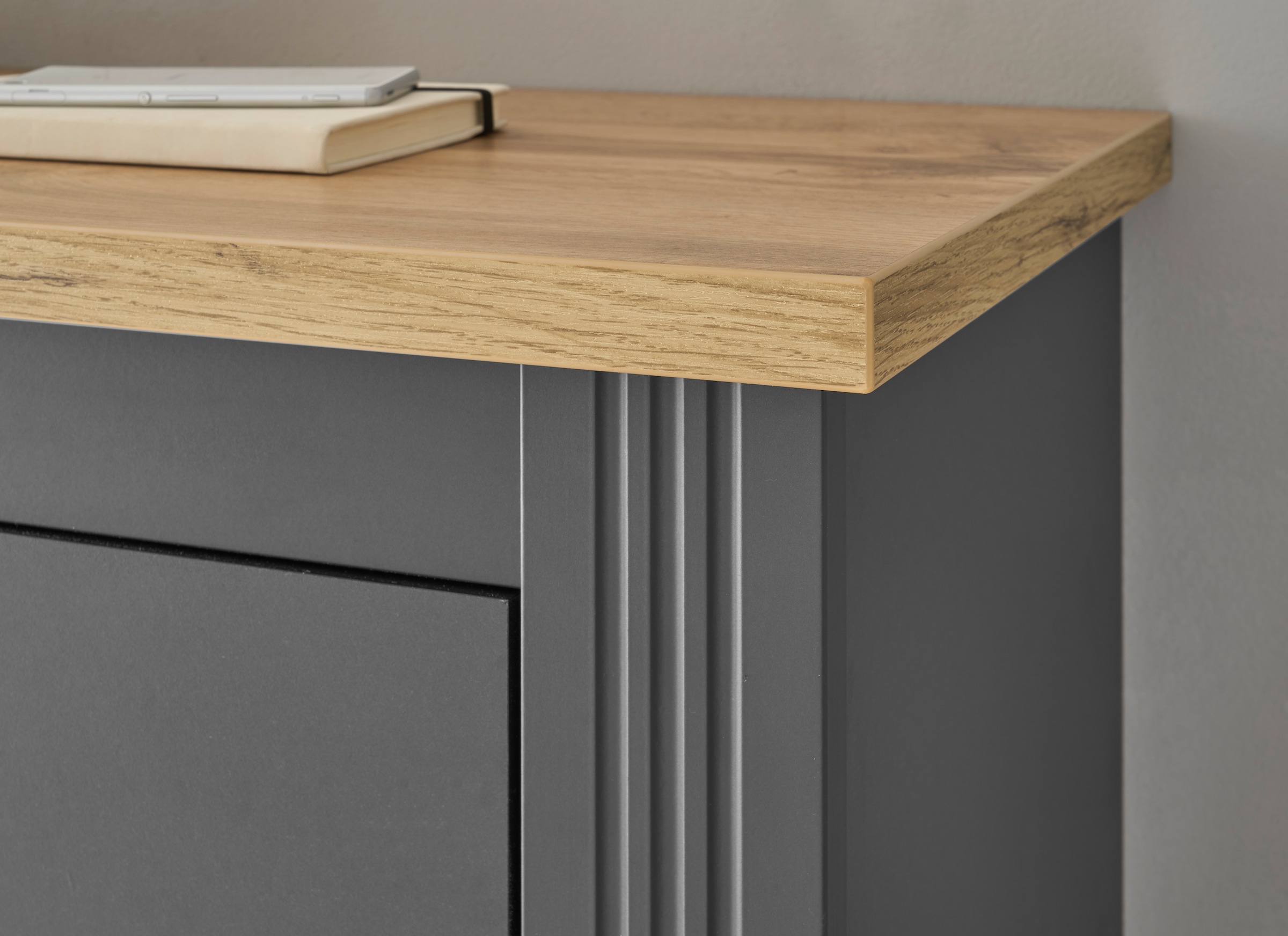 GOODproduct Büromöbel-Set »Westminster, wohnliches Home-Office, Büro in zwei Farben verfügbar« Set, 2 tlg. enthält Sekretär und Stauraumschrank im Landhausstil, mit Kabelkanal