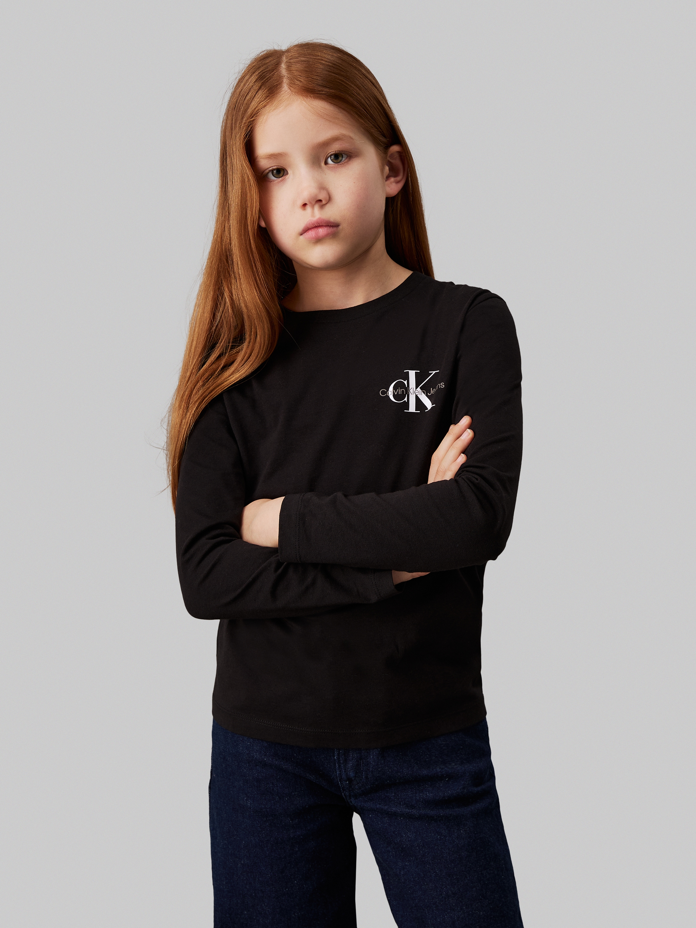 Calvin Klein Jeans Langarmshirt »Chest Monologo Ls T-Shirt«, für Kinder bis 16 Jahre und mit Logoschriftzug