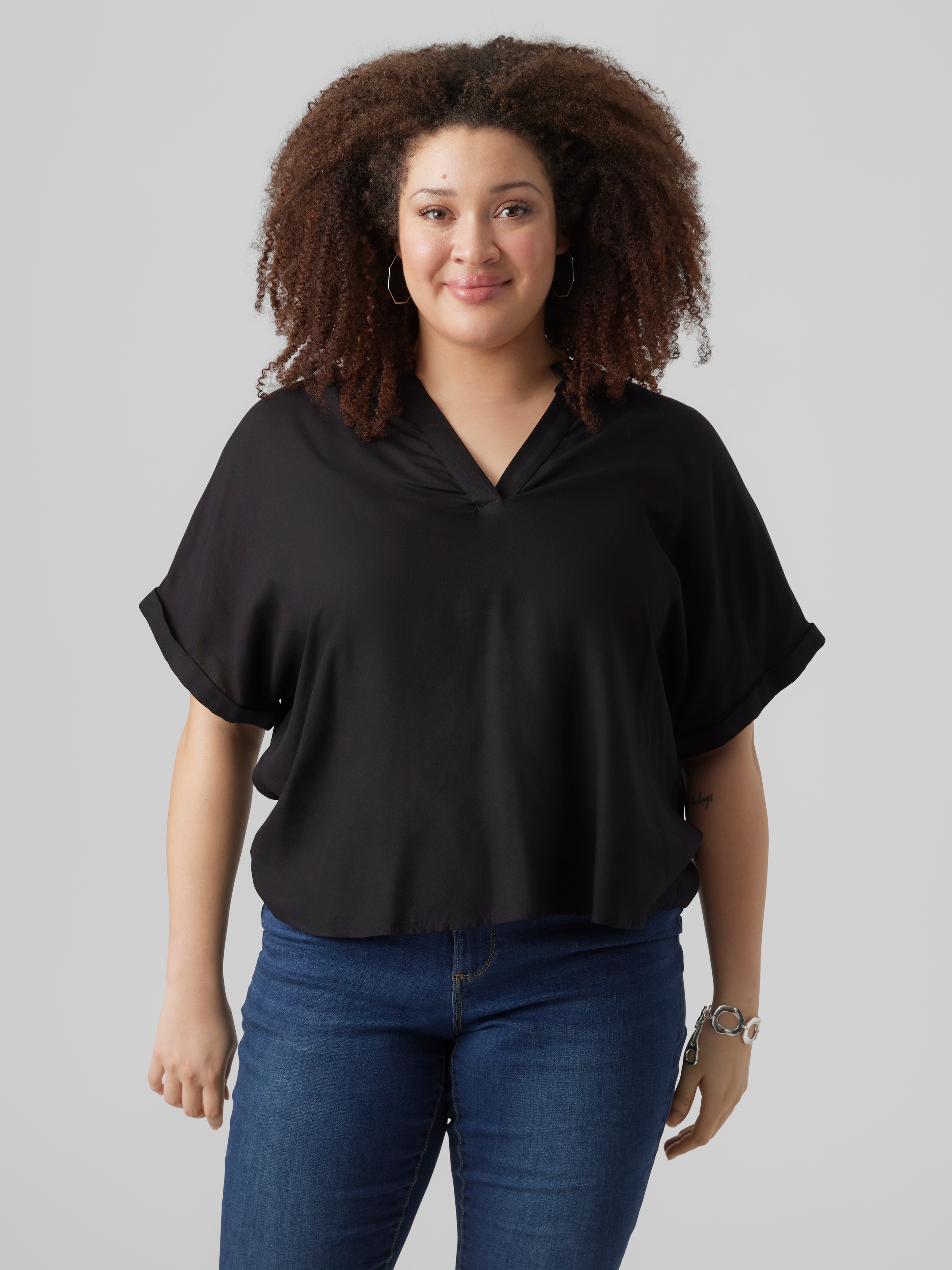 Image of Vero Moda Curve Shirtbluse "VMCBEAUTY SS TOP NOOS CUR" Viskose, regular fit, Kurzarm
