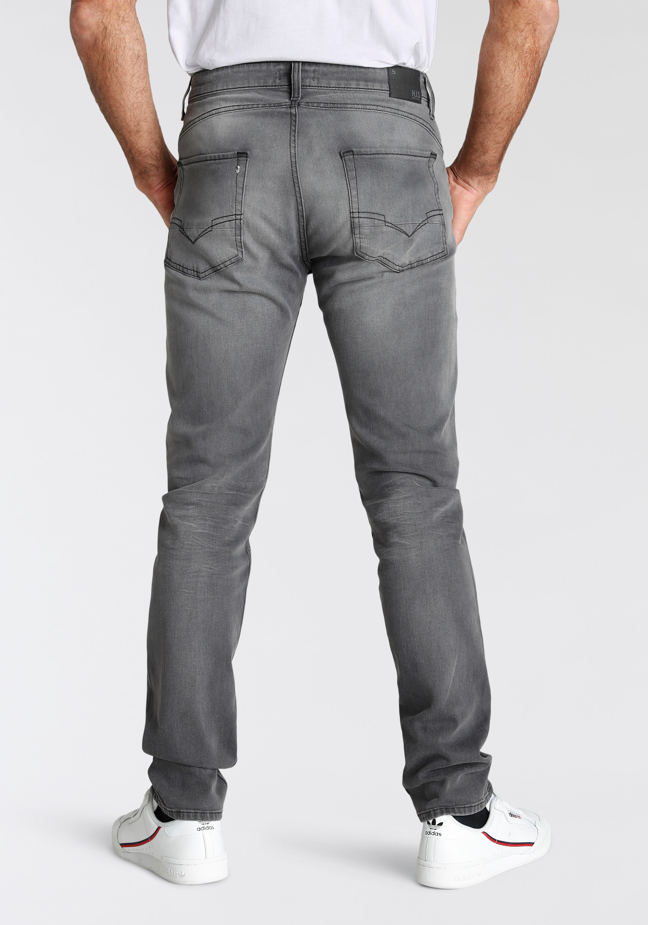 H.I.S Tapered-fit-Jeans »CIAN«, Ökologische, wassersparende Produktion durch Ozon Wash