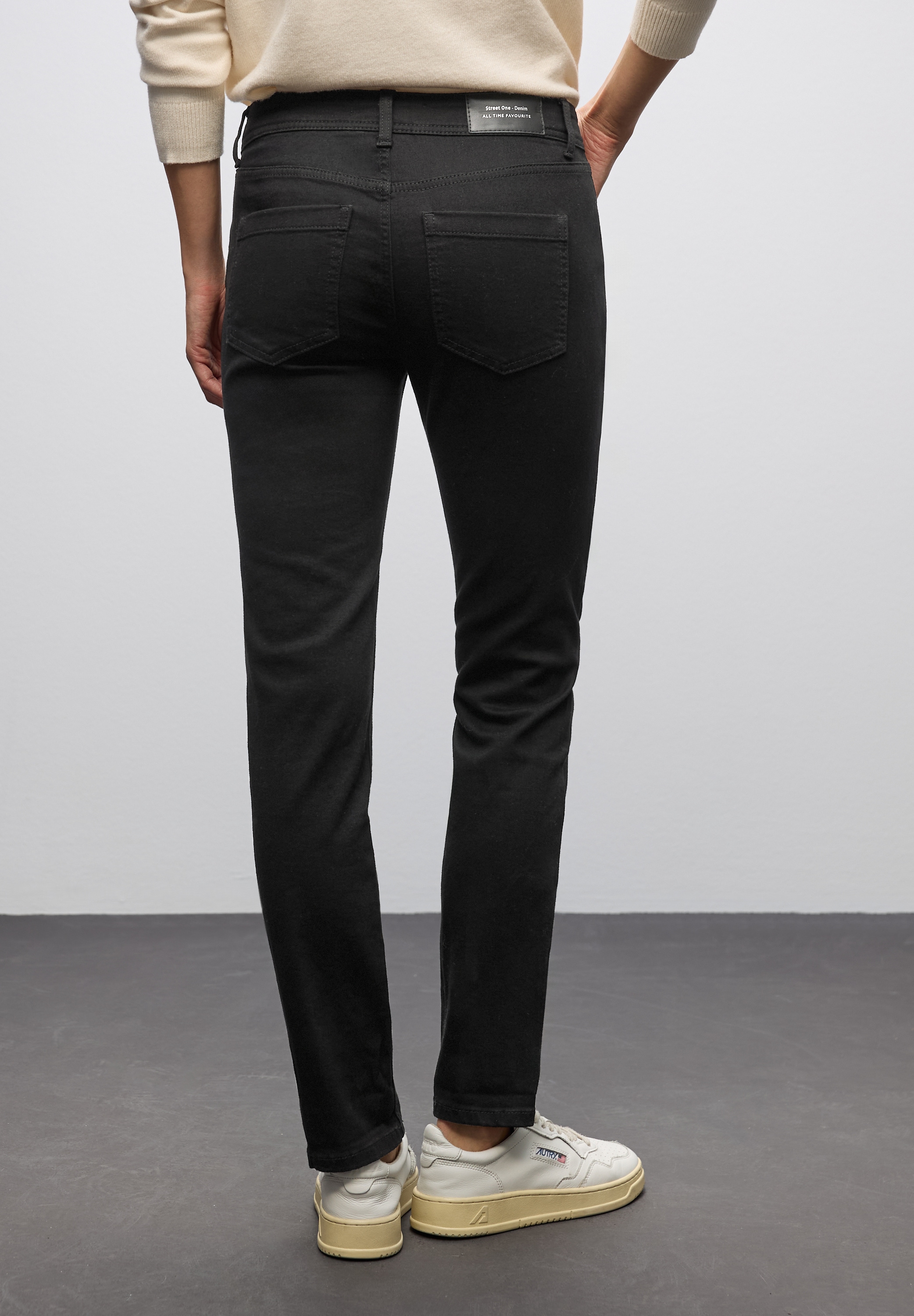STREET ONE 5-Pocket-Jeans »Style Jane« im Slim Fit, Mid Waist