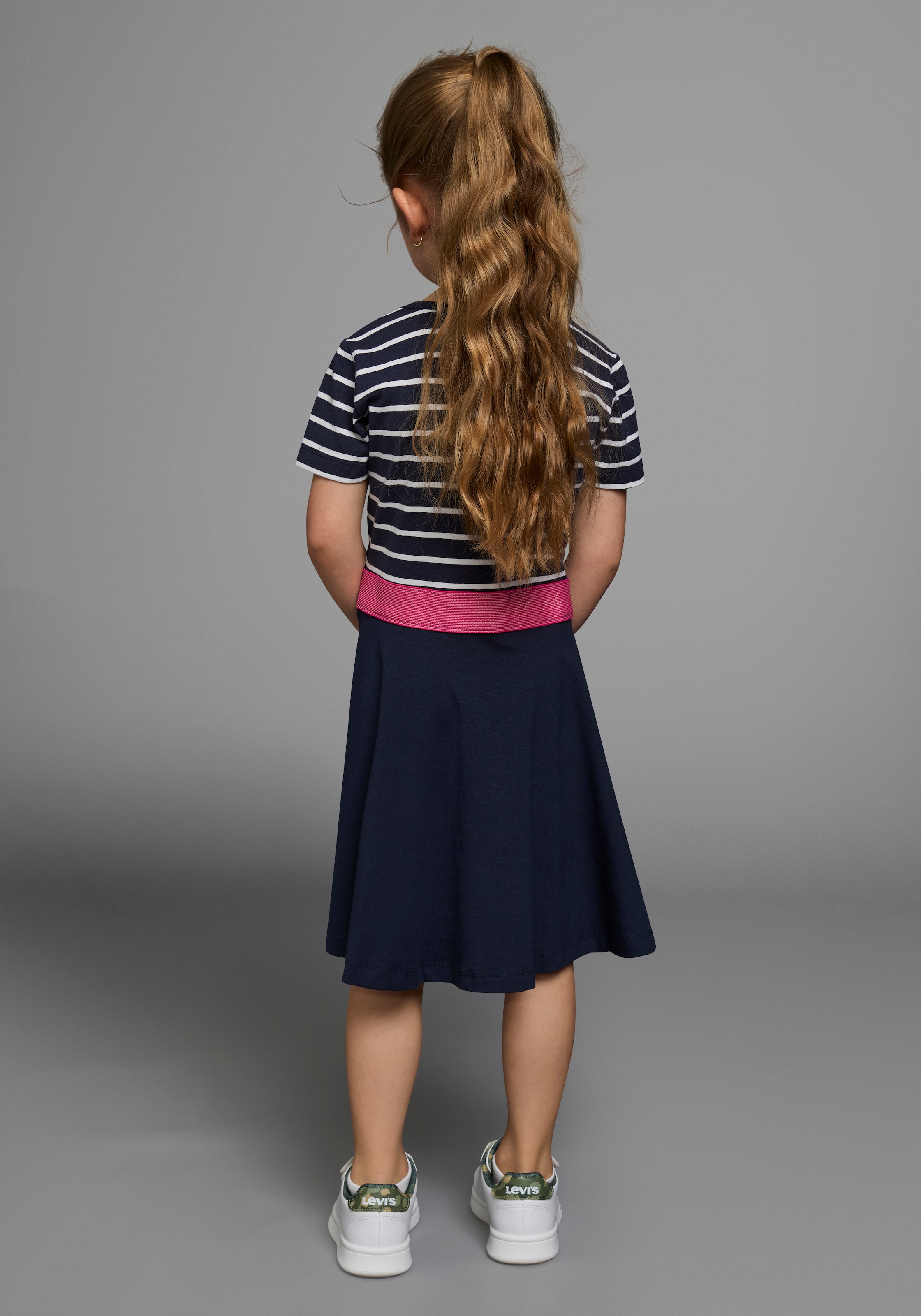 KangaROOS Jerseykleid »für kleine Mädchen«, kniefrei, aus Jersey, kurzärmelig