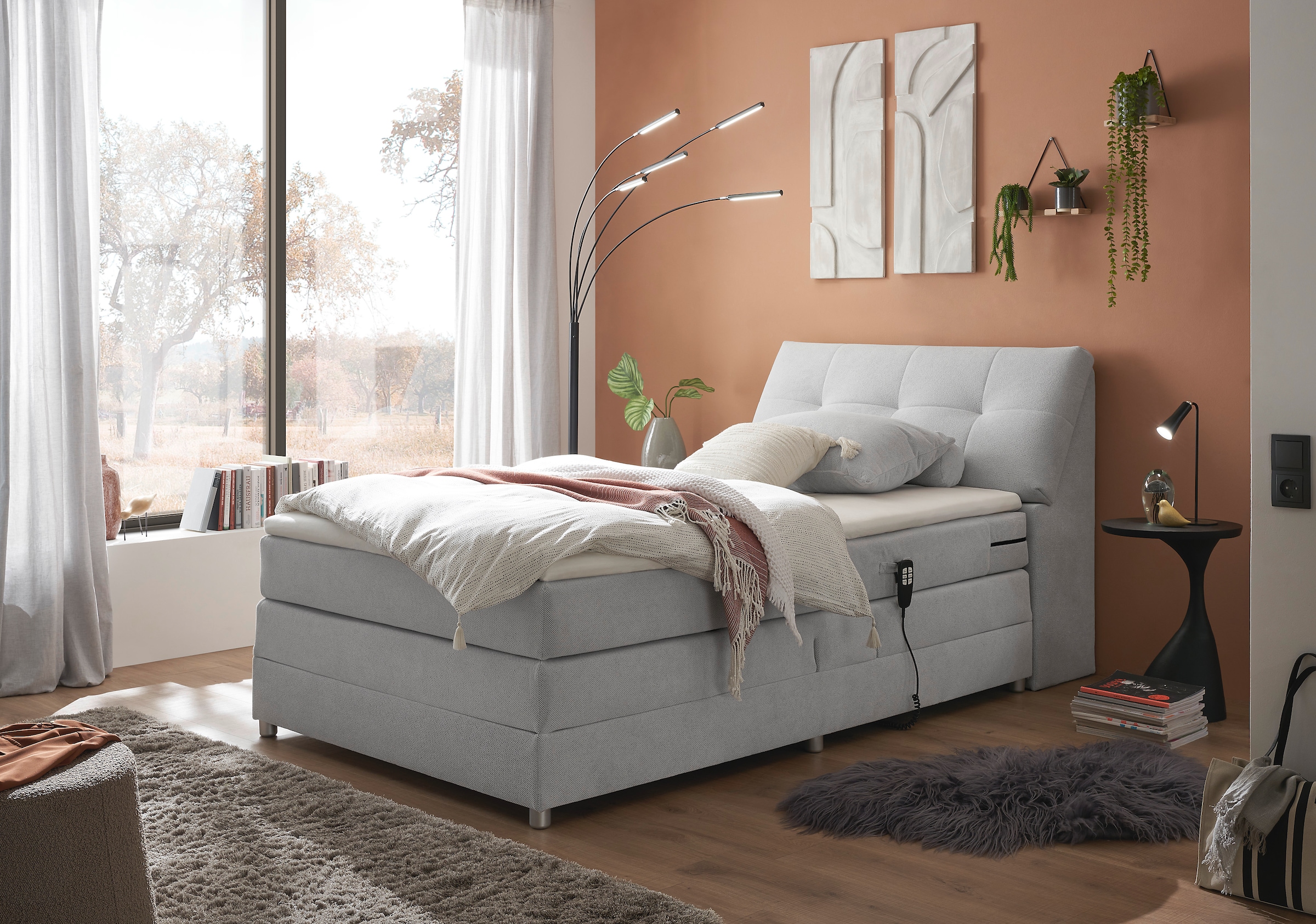 ED EXCITING DESIGN Lit boxspring »Toulouse« inkl. Motor, inkl. Stauraum im Kopfteil