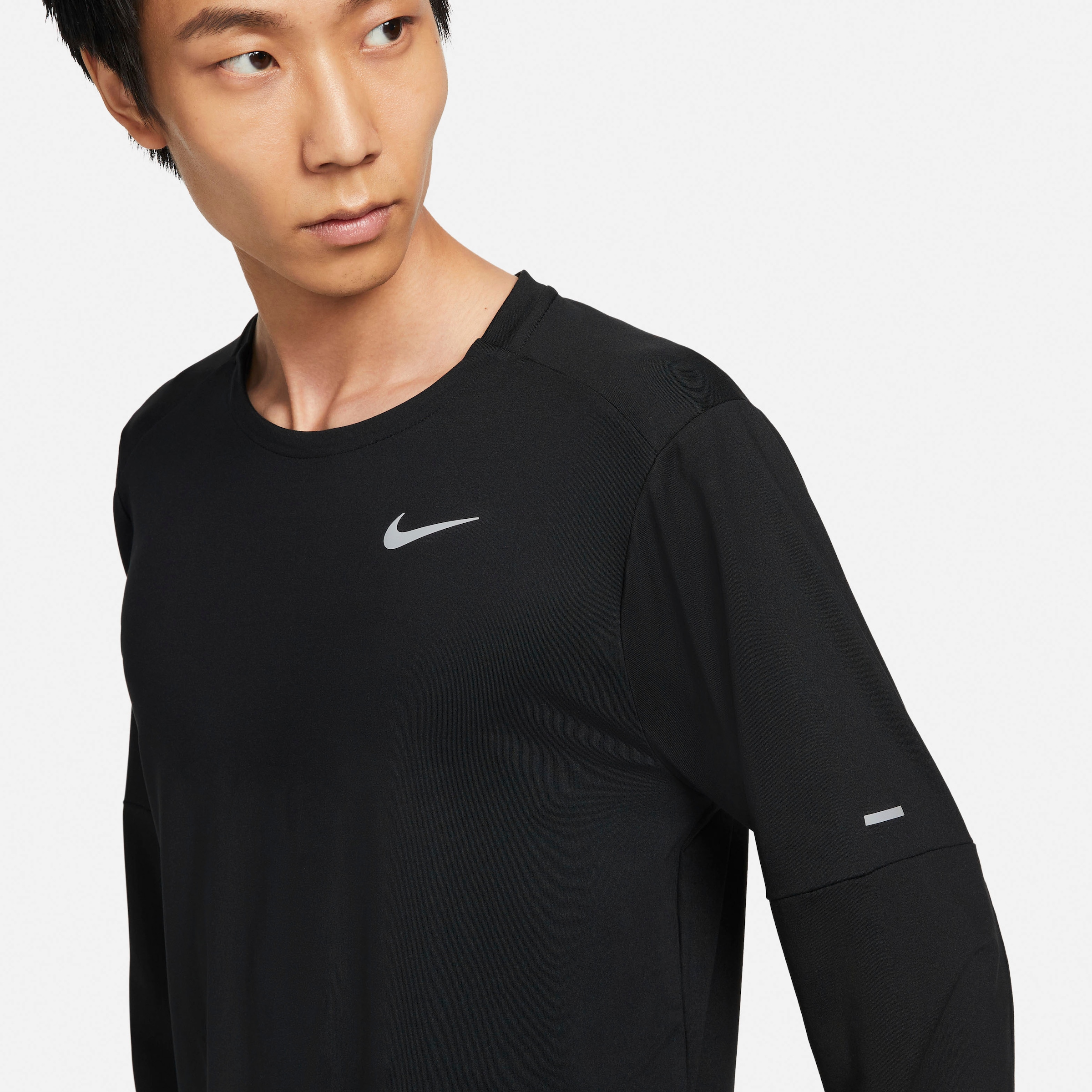 Nike Laufshirt »Dri-FIT Element Men's Running Crew«