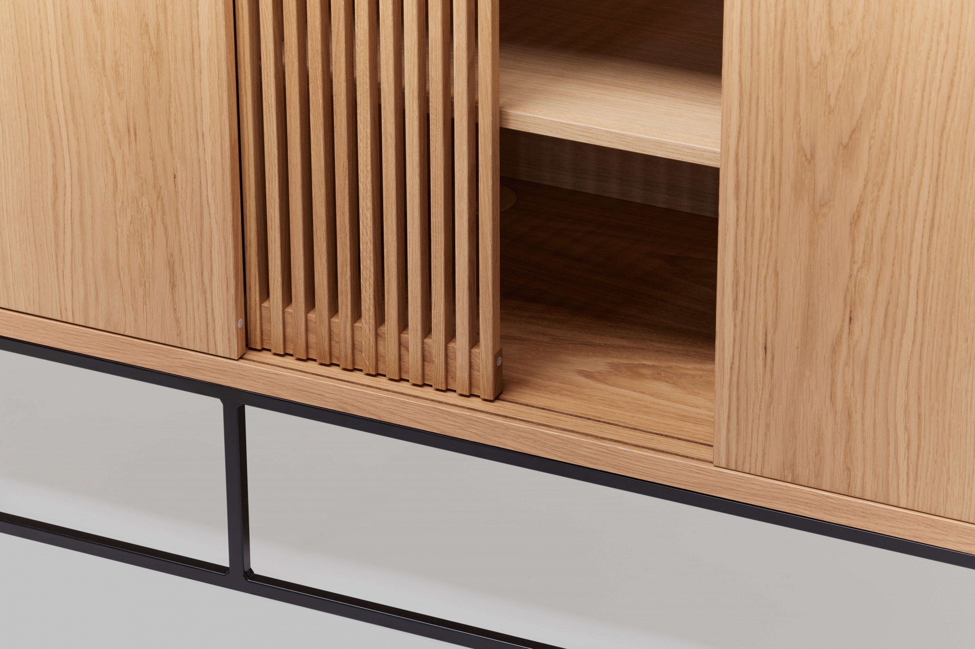 Woodman Sideboard »Ende«, Kommode, teilmassiv, Metallfüsse, Breite 188 cm, FSC®