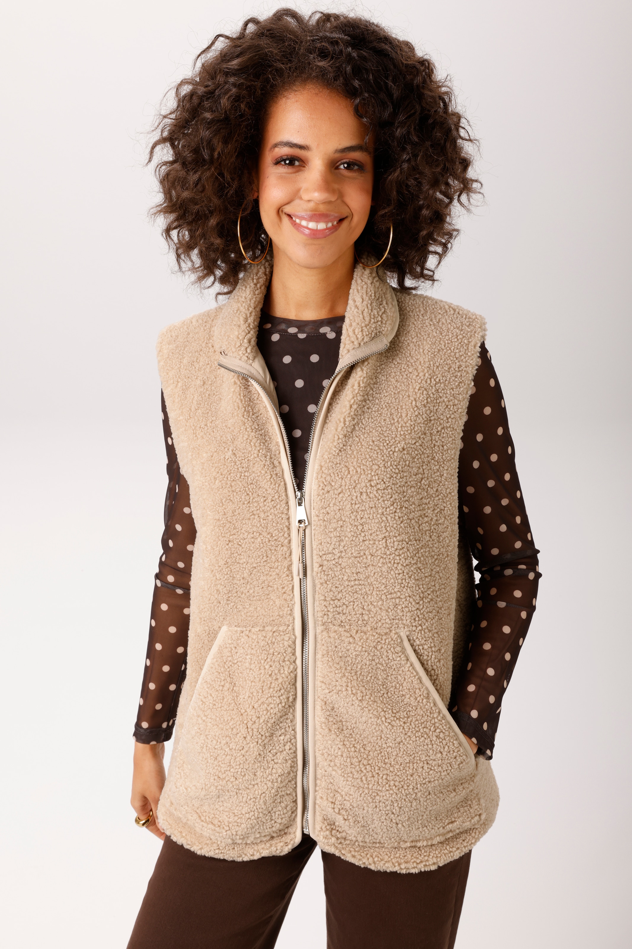 Image of Aniston CASUAL Plüschweste mit Stehkragen - NEUE KOLLEKTION