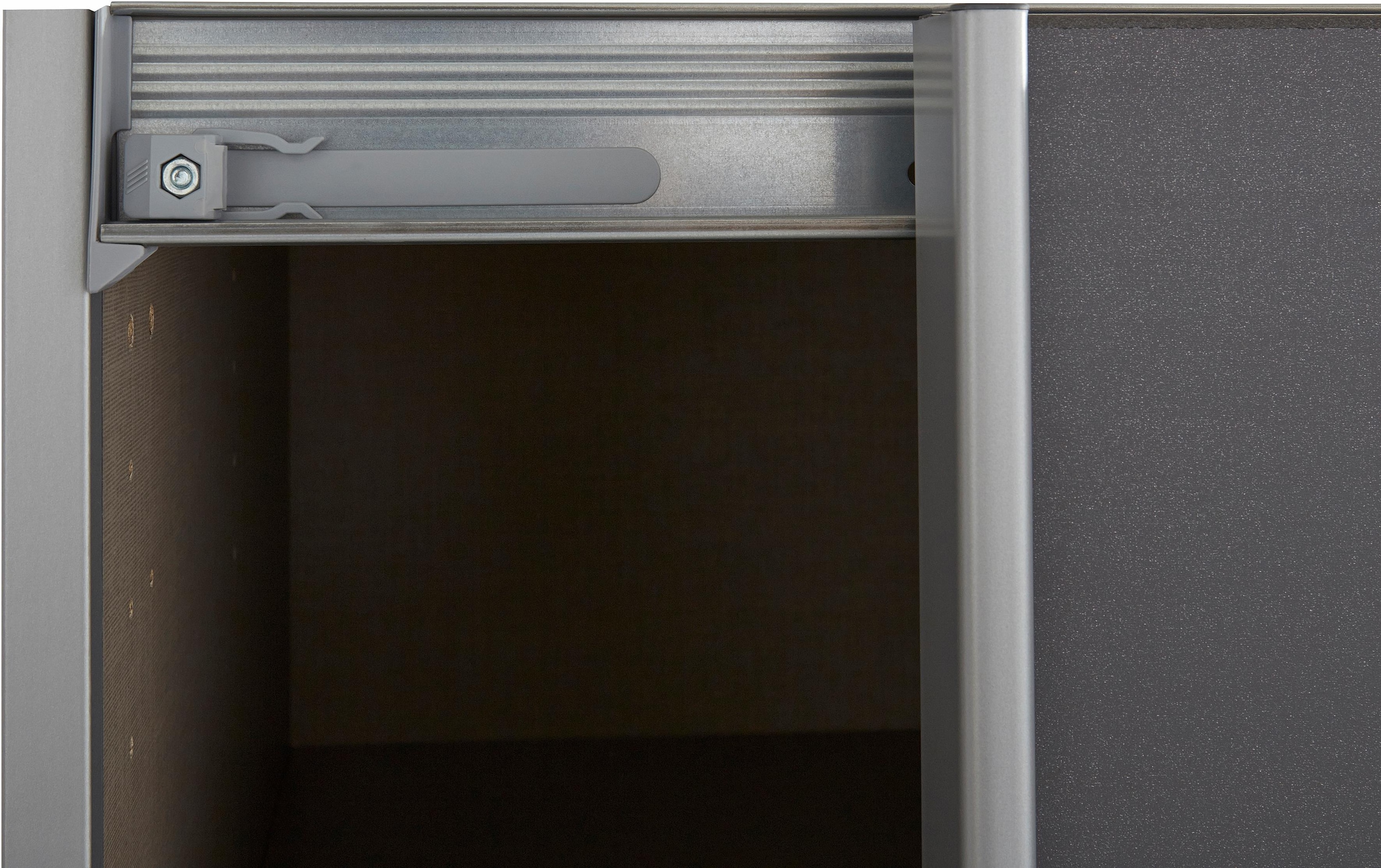 rauch Armoire à portes coulissantes »Dobene« inkl. Schubkasteneinsatz und Einlegeböden