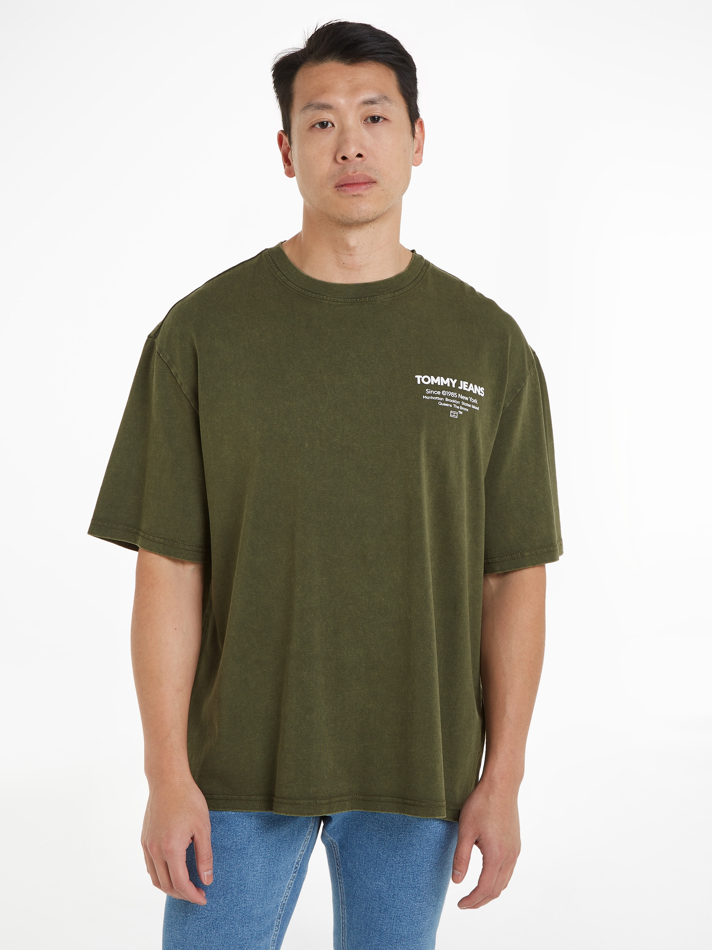 T-Shirt »TJM REG WASHED ESSENTIAL TJ TEE«, mit Rückenprint