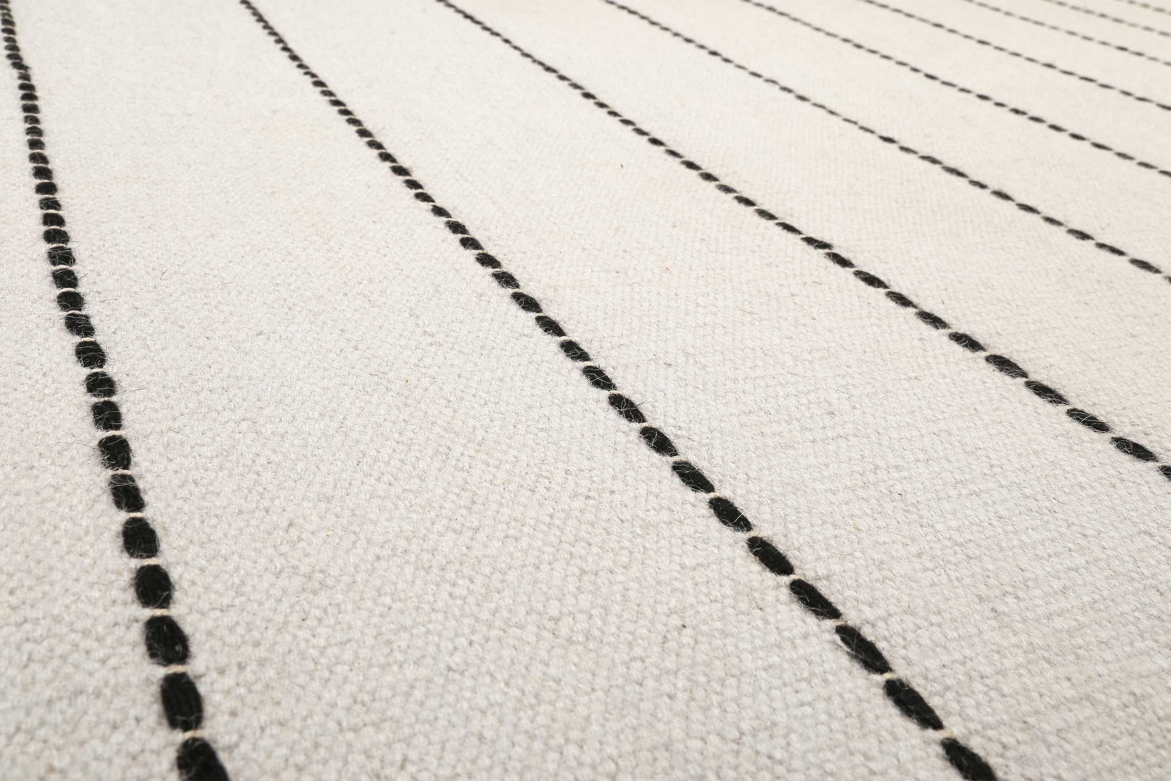 Esprit Wollteppich »Lina ESP-2205«, rechteckig, 5 mm Höhe, Naturfaserteppich mit Fransen, modernes Design, Wohnzimmer