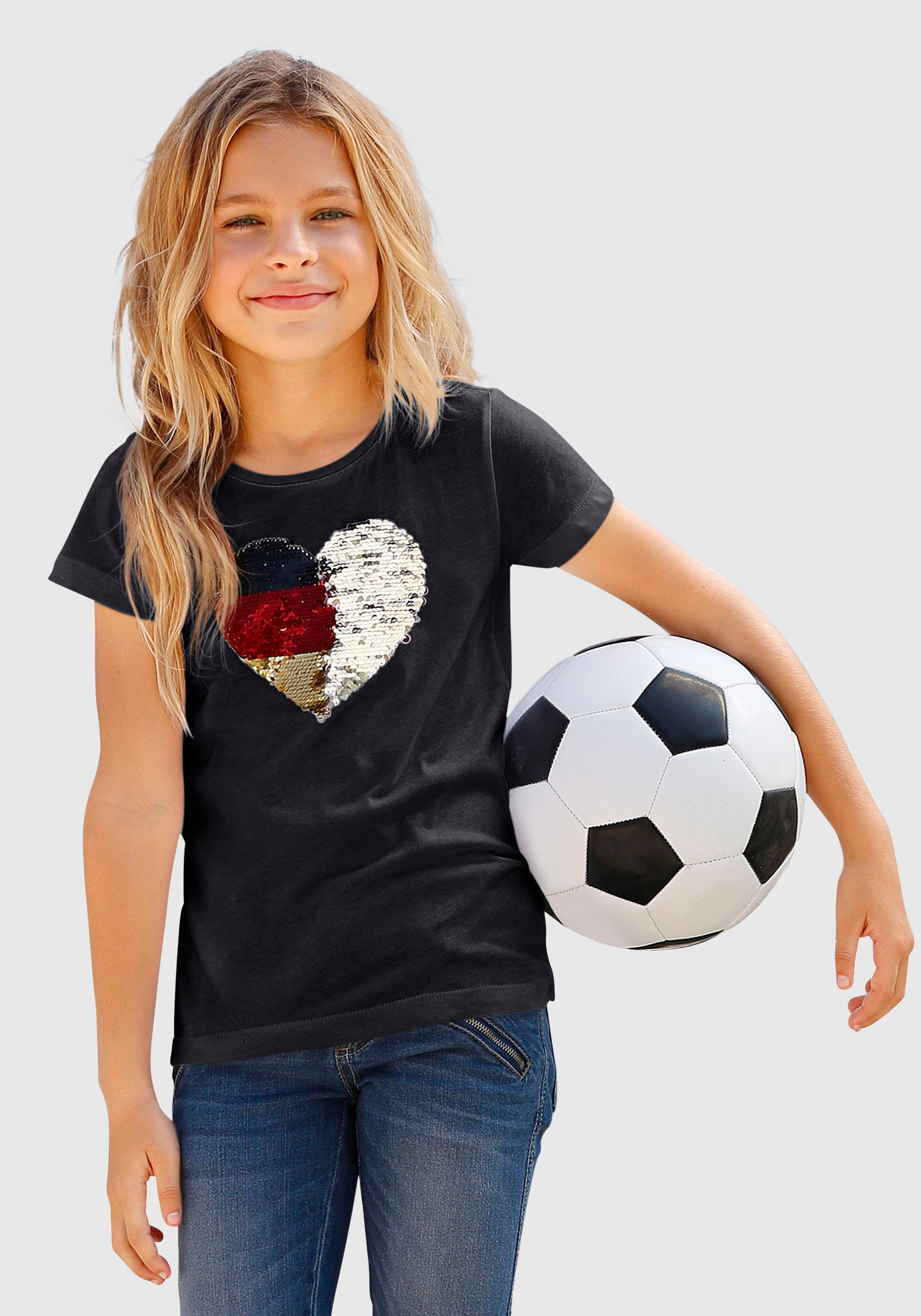 Image of KIDSWORLD T-Shirt »Fussballshirt«, mit Wendepailletten bei Ackermann Versand Schweiz