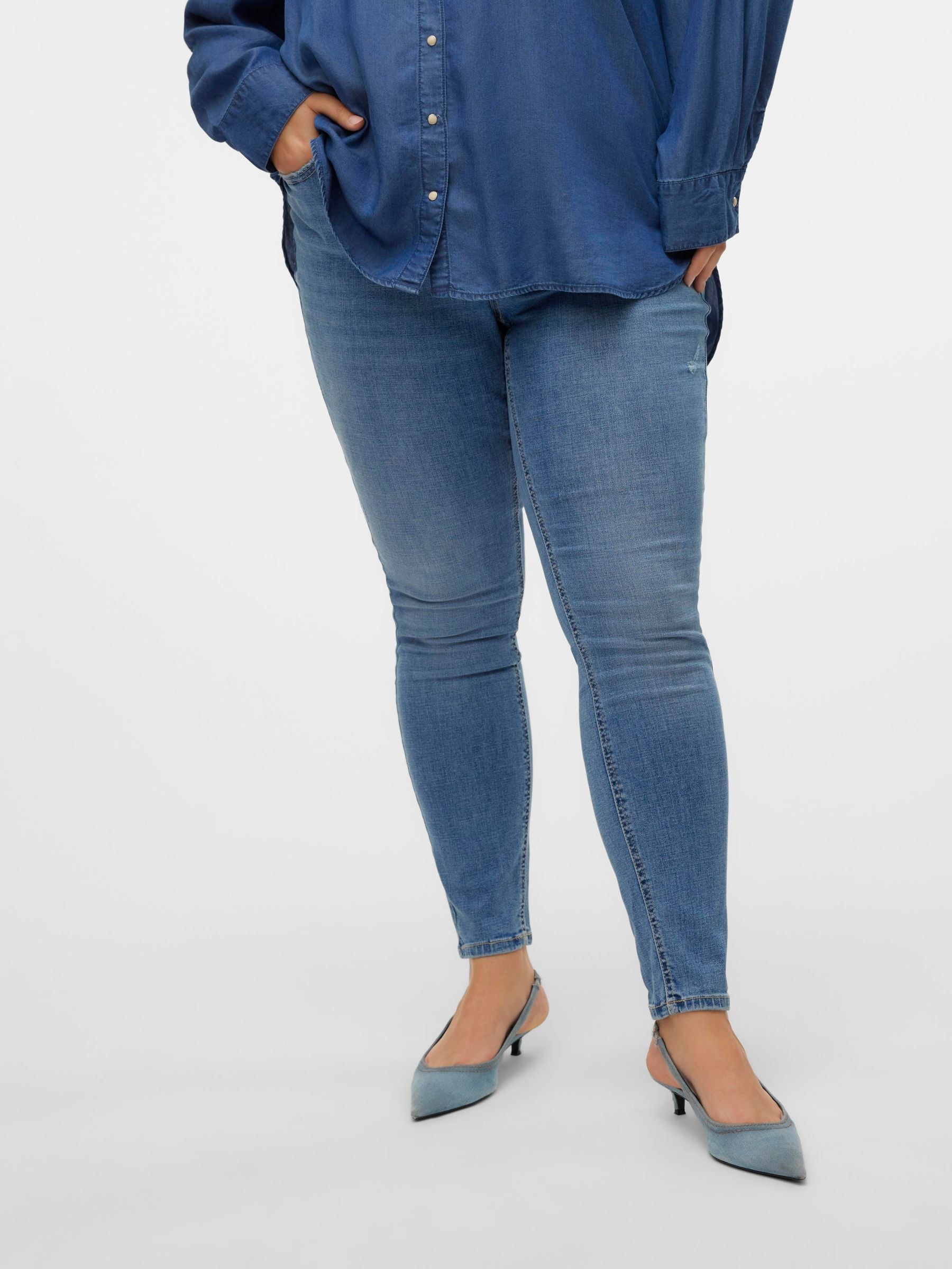 Image of Vero Moda Curve Skinny-fit-Jeans "VMCFLASH MR SKINNY JEANS LI347 GA CUR"