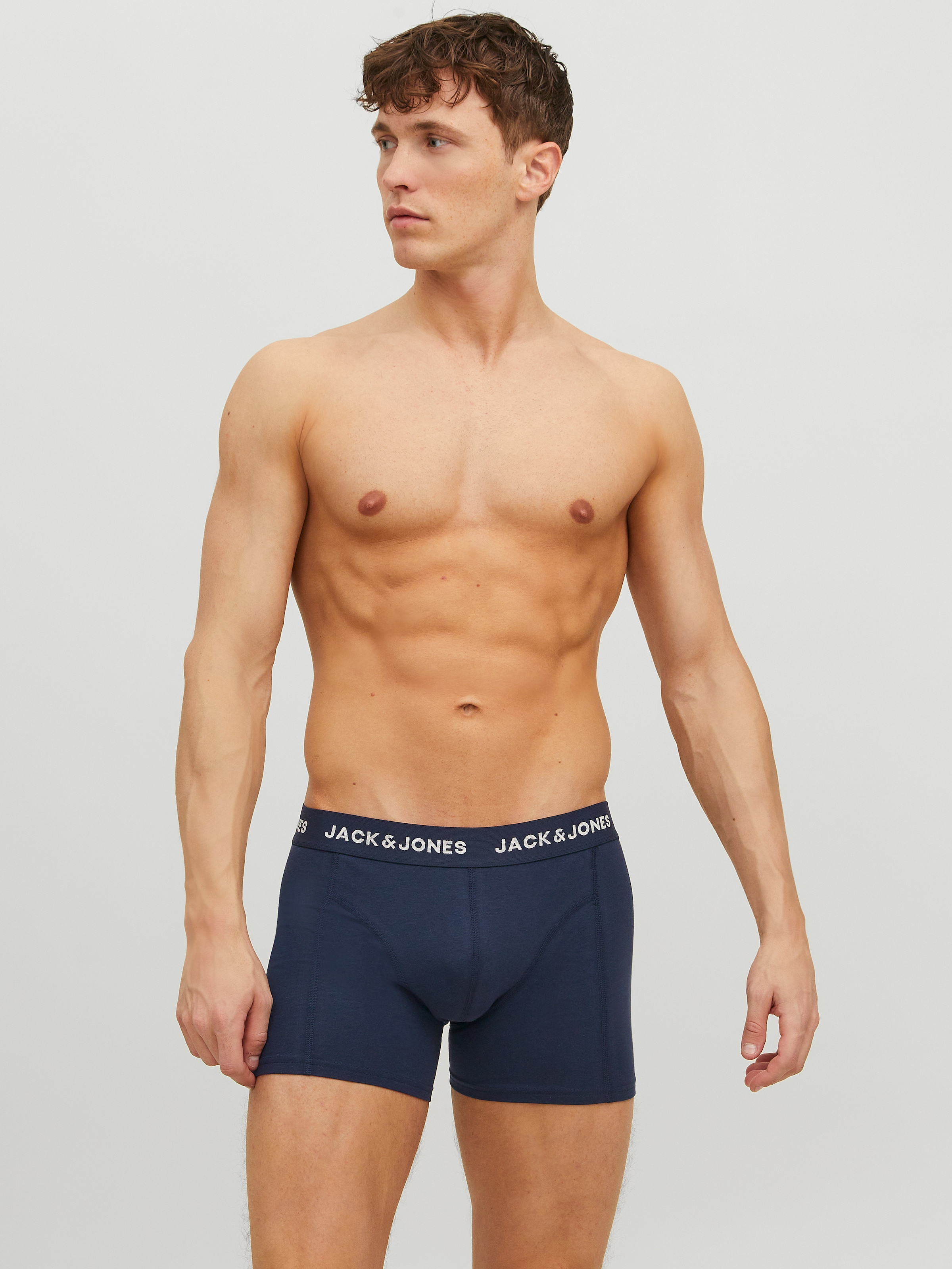 Jack & Jones Boxer »JACANTHONY  im 3er Pack mit Logo-Bund und weichem Griff« Packung, 3 Stk. unifarben mit Farbeinsatz, modisch, eng anliegend, Baumwollmischung