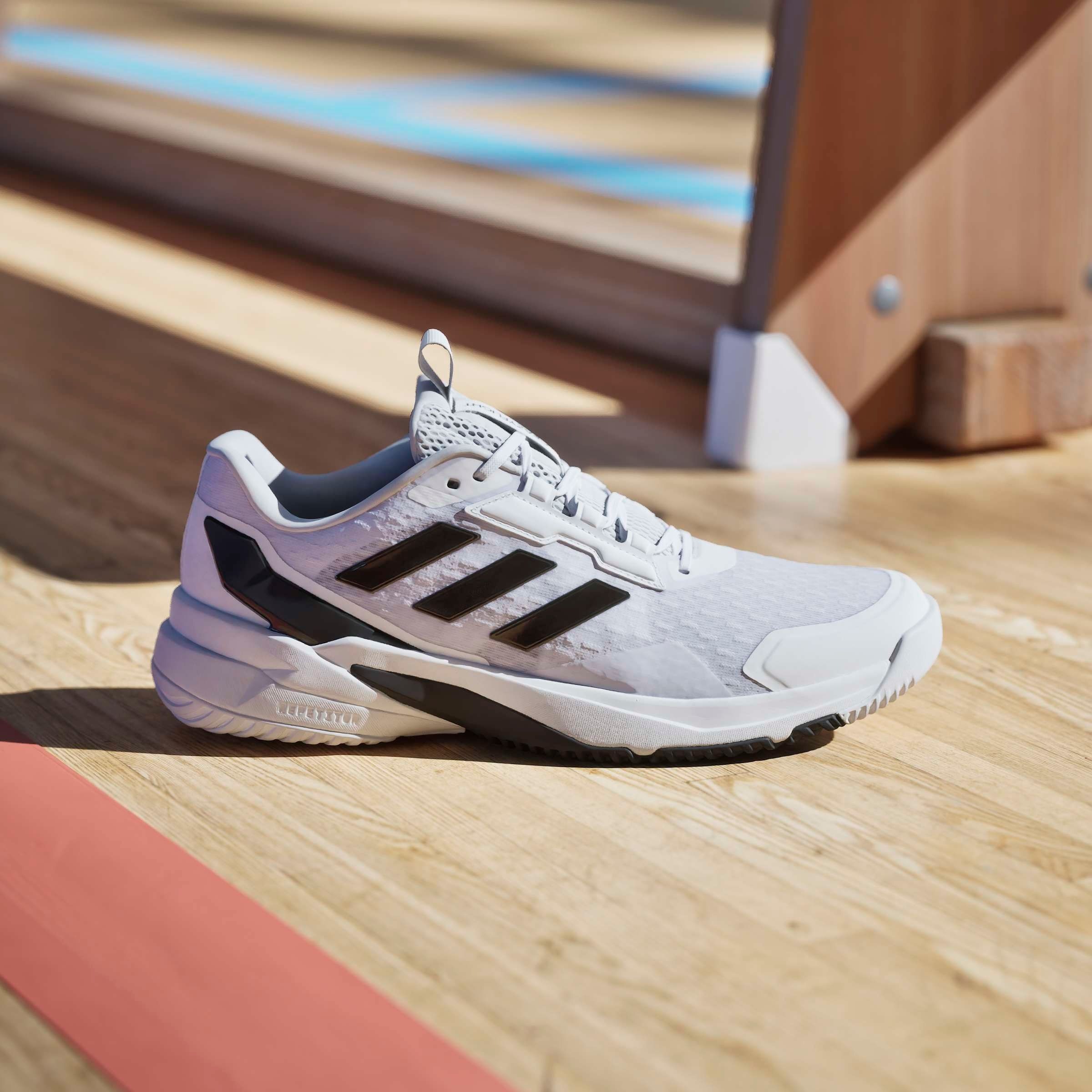 adidas Performance Chaussures de handball »CRAZYFLIGHT 6«  particulièrement adapté au handball et au volley-ball