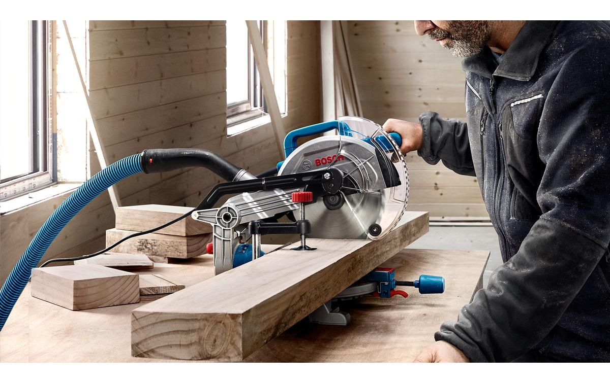 Bosch Professional Kappsäge »Akku-Kappsäge GC«