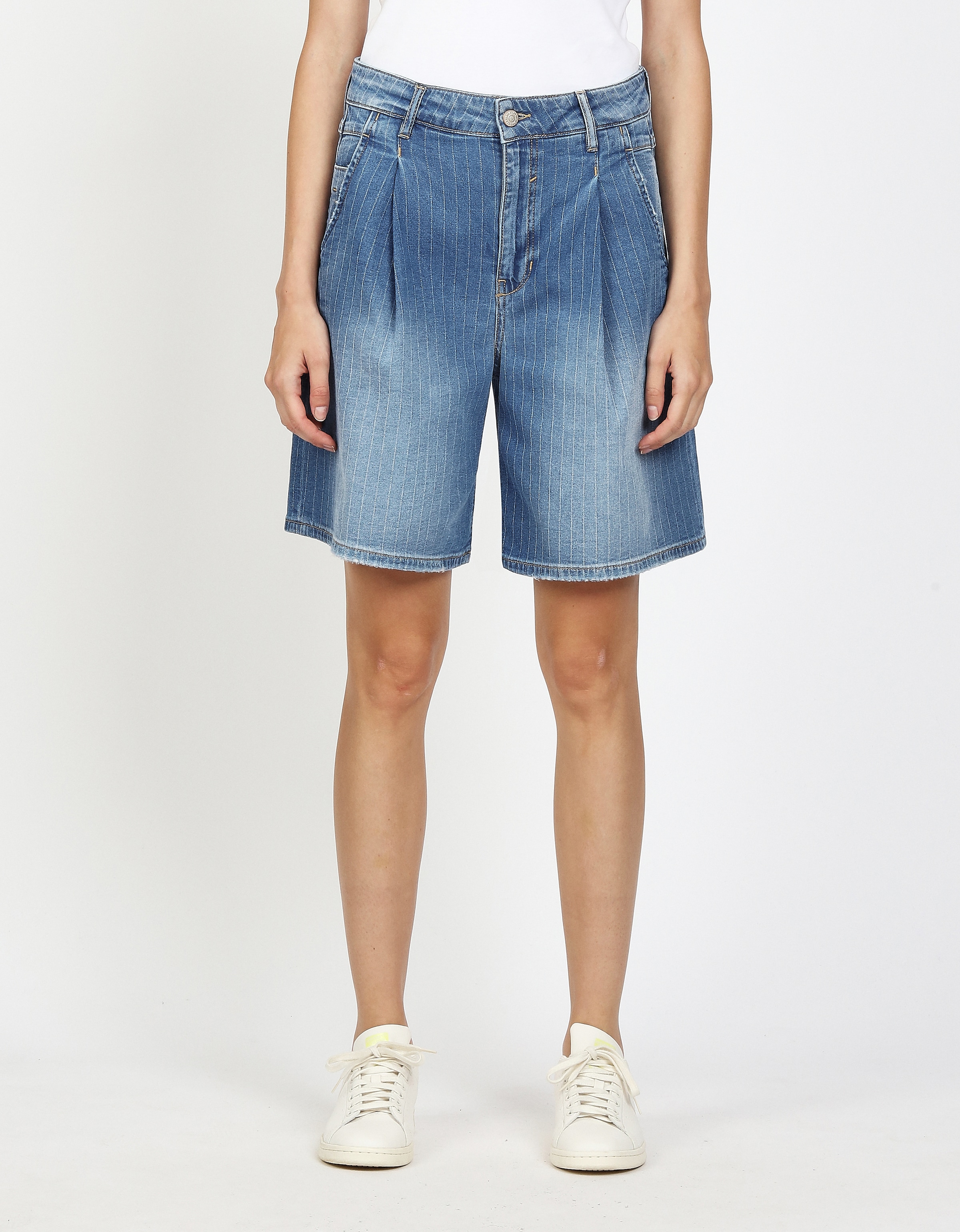 Image of GANG Bermudas "94WANDA BERMUDA" mit Bundfalten vorn