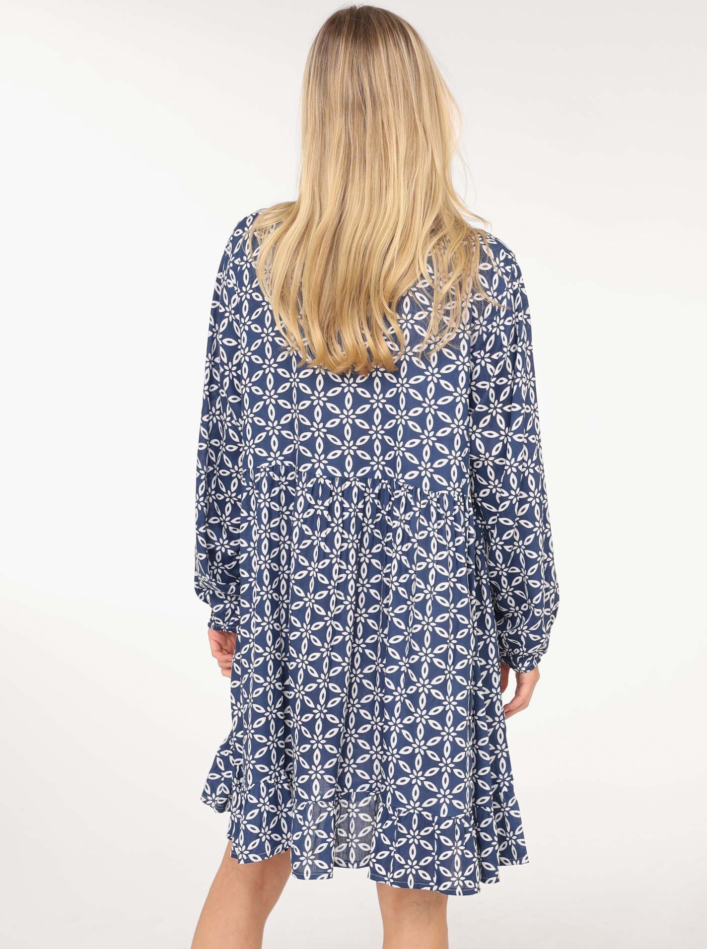 Zwillingsherz Sommerkleid »"Stargazing"«, mit Muster, langen Ärmeln und Tasseln