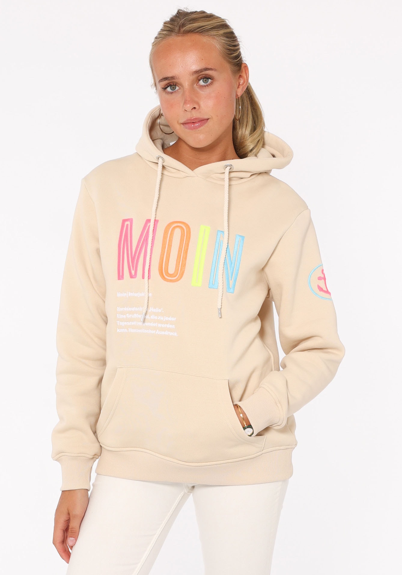 Zwillingsherz Sweatshirt, mit aufgesticktem „Moin“-Schriftzug in Neonfarben