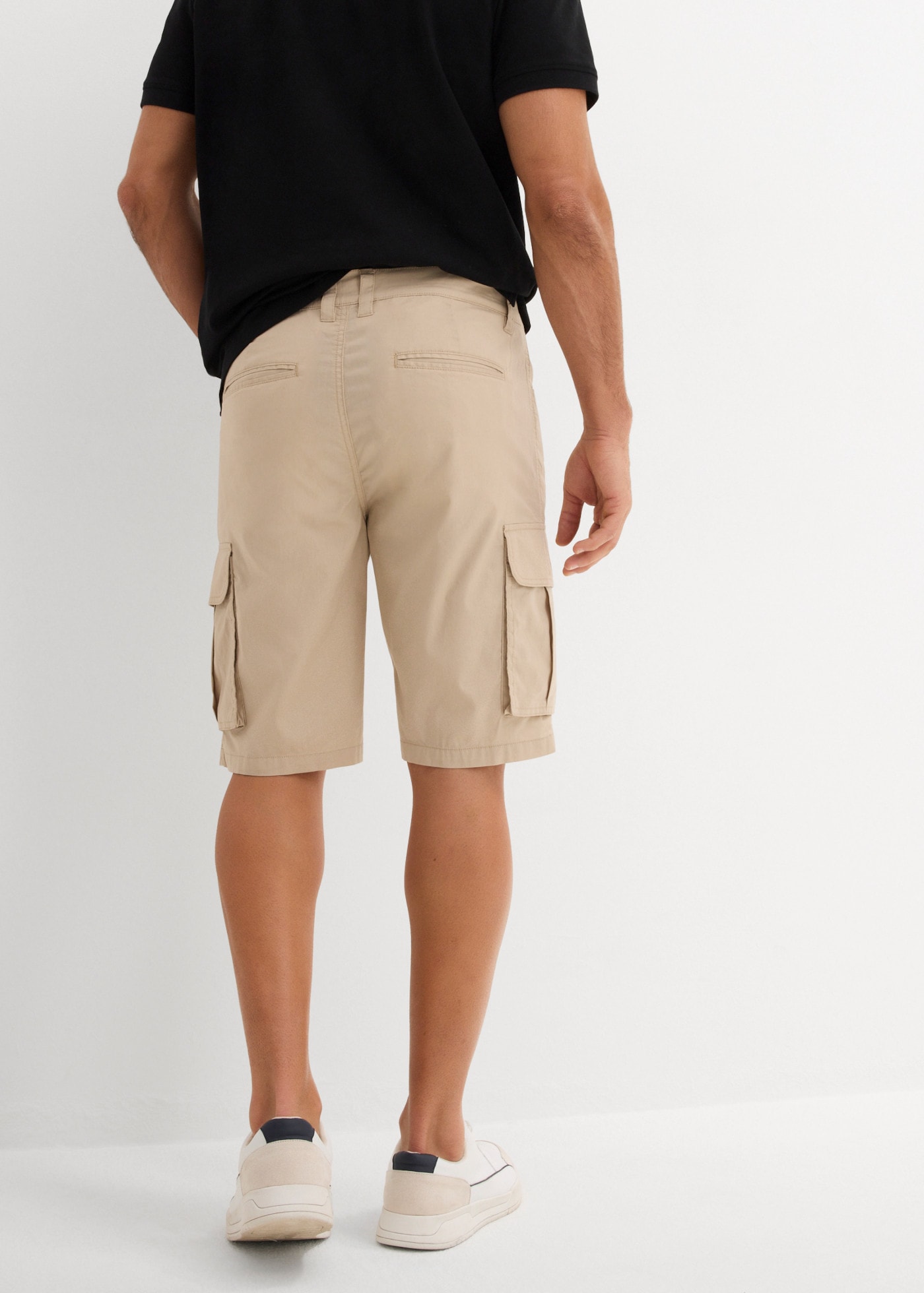 bonprix Cargobermudas  leichte Qualität, mit Stretch-Anteil, regular fit