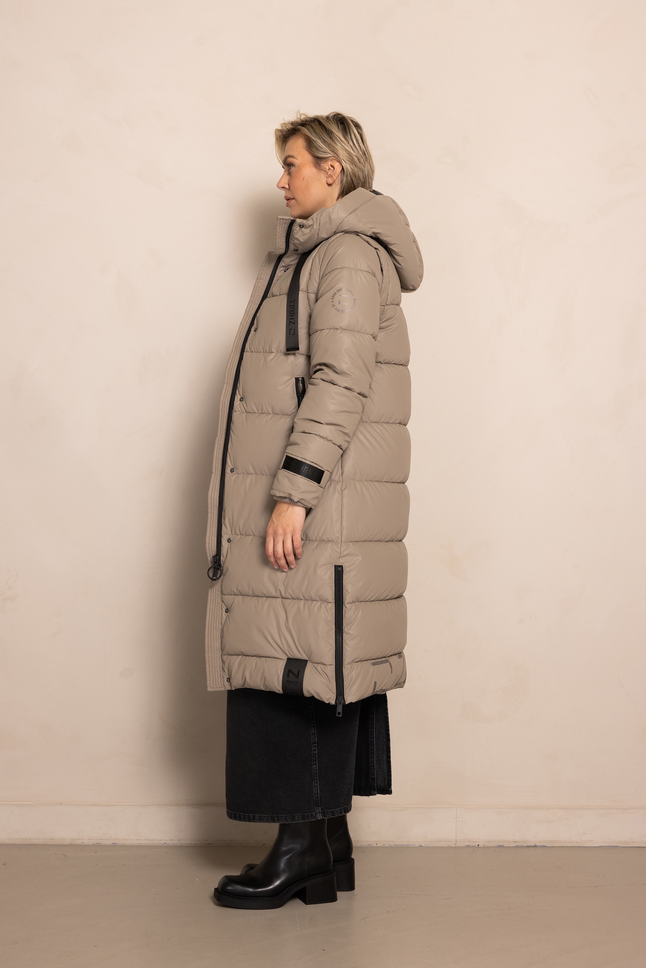 Zhrill Langjacke »ZHISI MAX NEW«, mit Kapuze, gesteppt, mit Kapuze