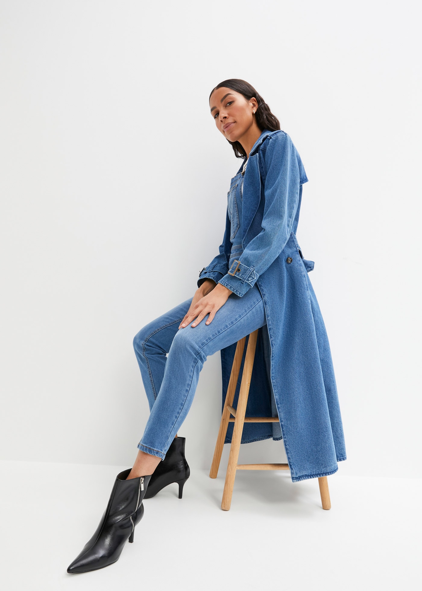 bonprix Salopette en jean lockerer loose fit, mit Elasthananteil