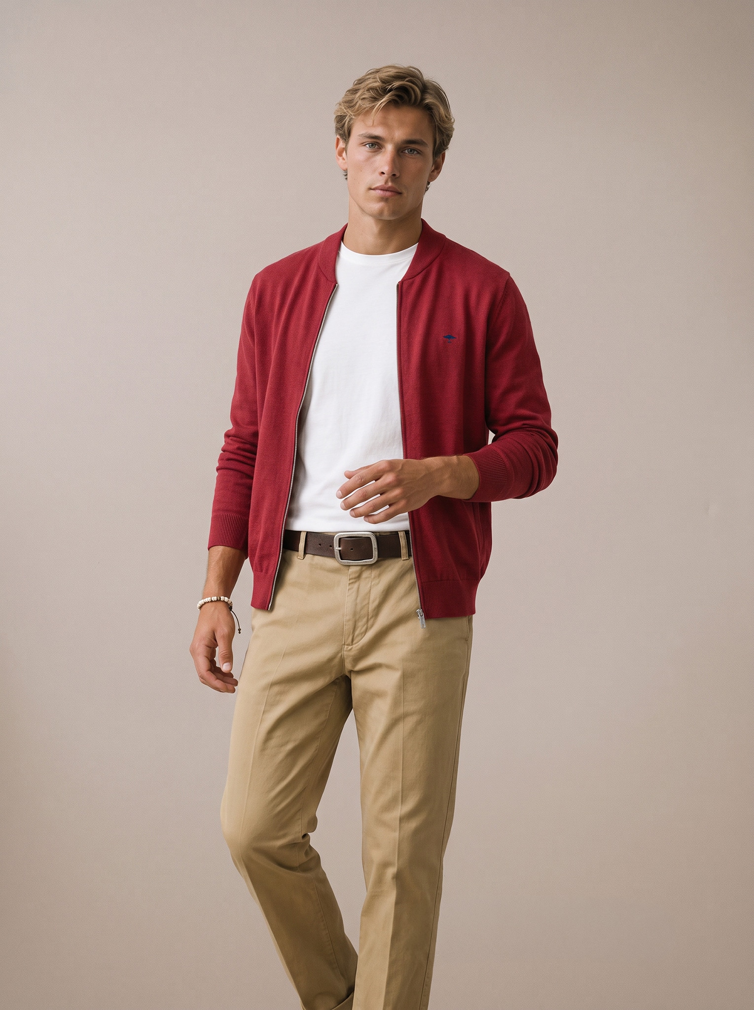 FYNCH-HATTON Veste en tricot avec broderie du logo