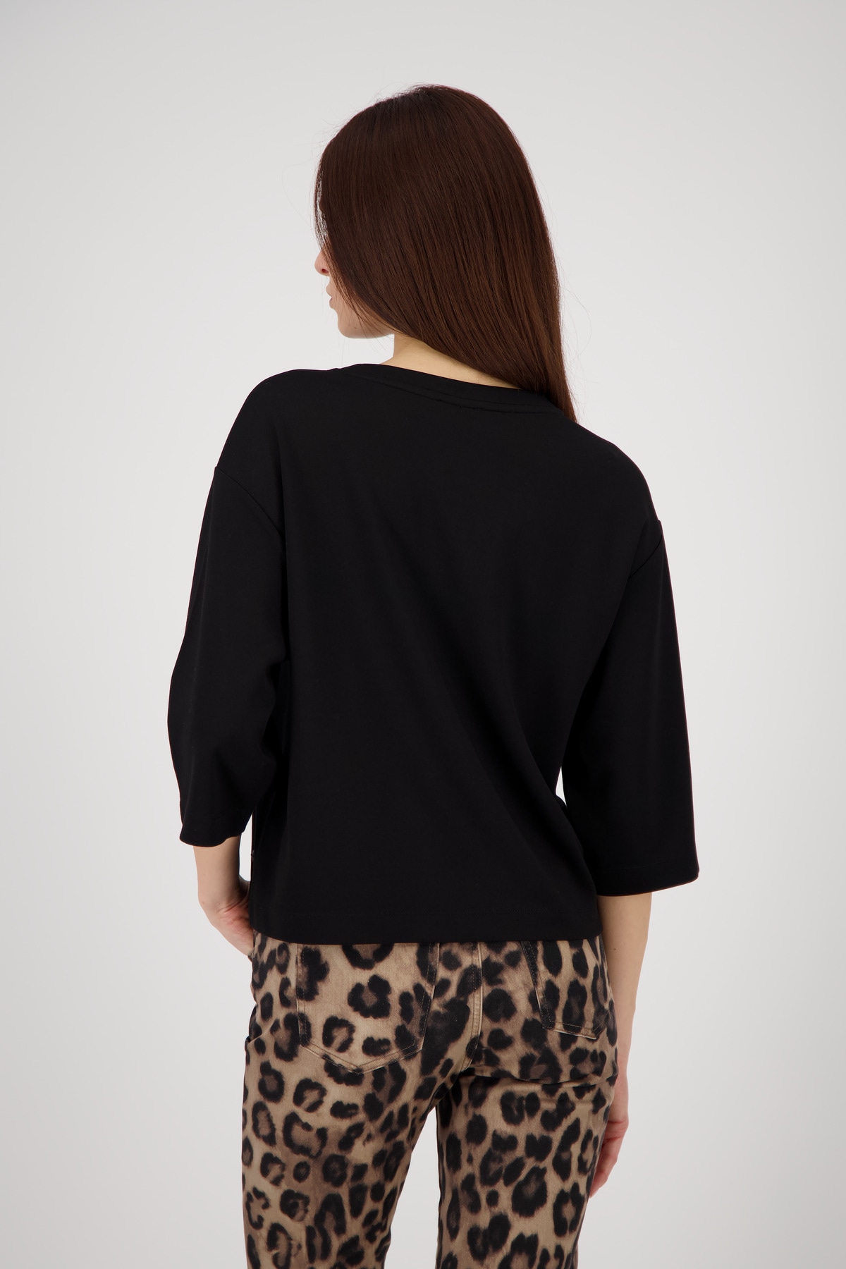 Monari Sweatshirt »Sweatshirt Schmuck Detail«, Mit Rundhalsausschnitt mit Schlitz